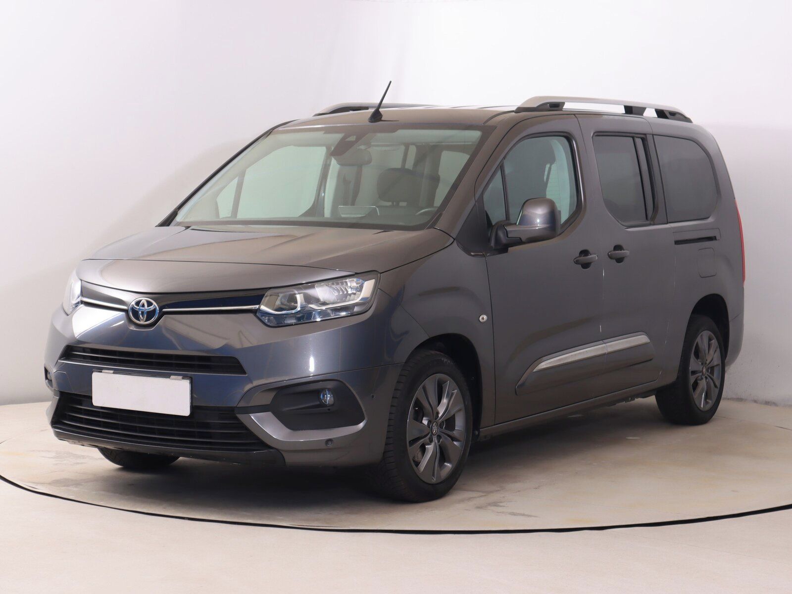 Toyota Proace City Verso, Maxi 1.2 T, Family, 5Míst - fotka 2