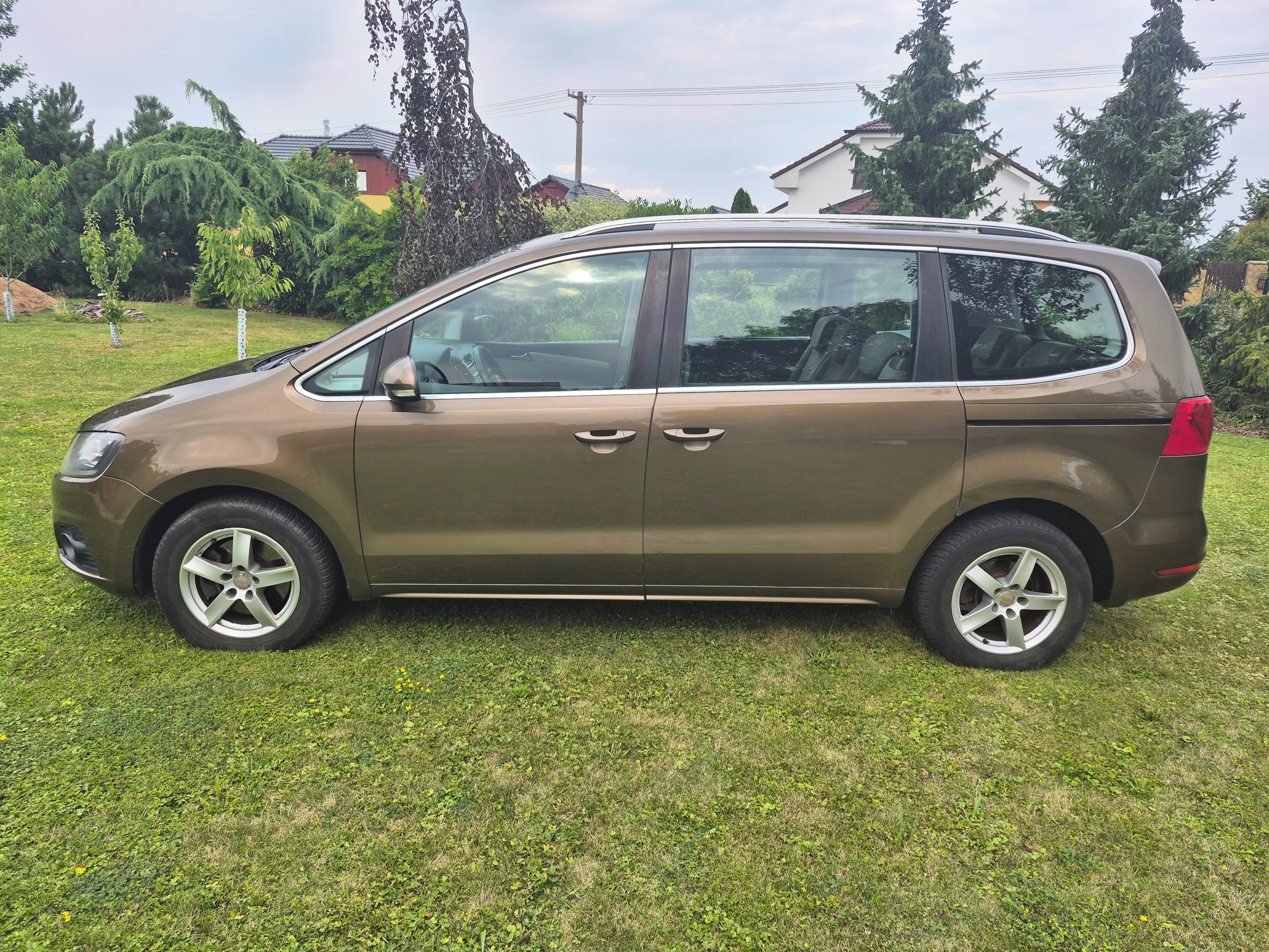Seat Alhambra, 2.0 TDI - fotka 4