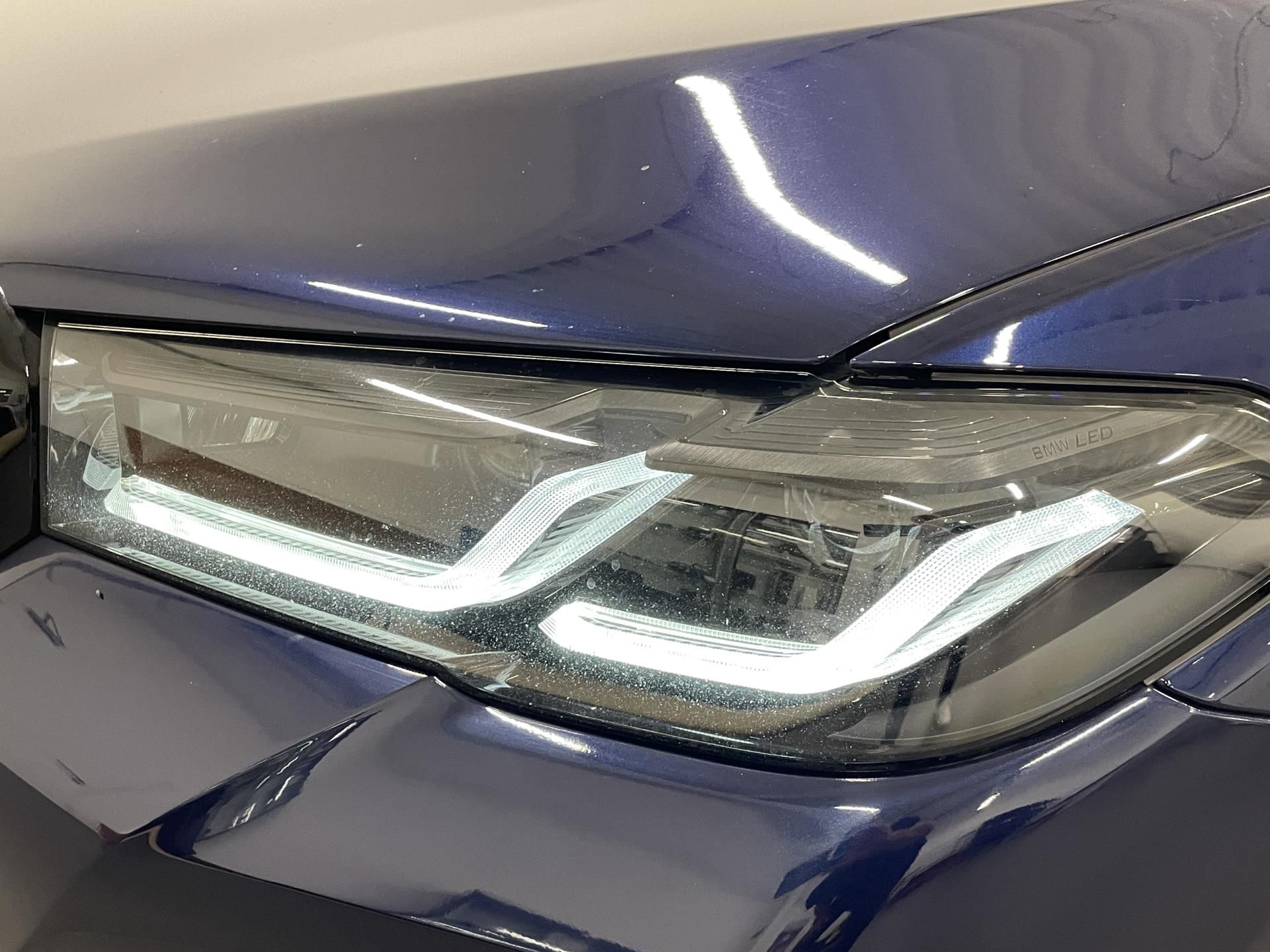 BMW Řada 5, M550i xDrive Sedan - fotka 5