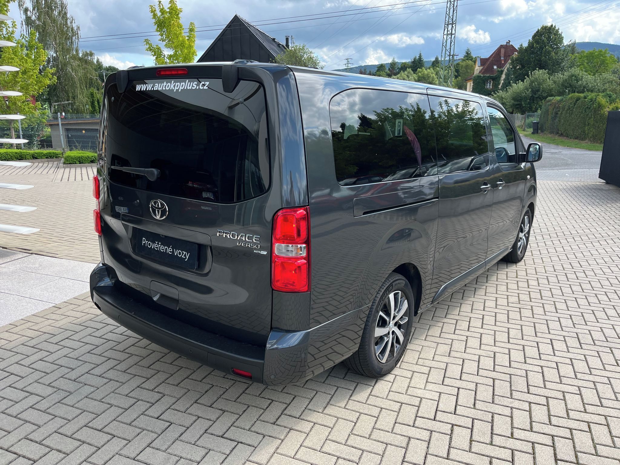 Toyota Proace Verso, 2.0 177k L2 Family Webasto 8AT - fotka 6