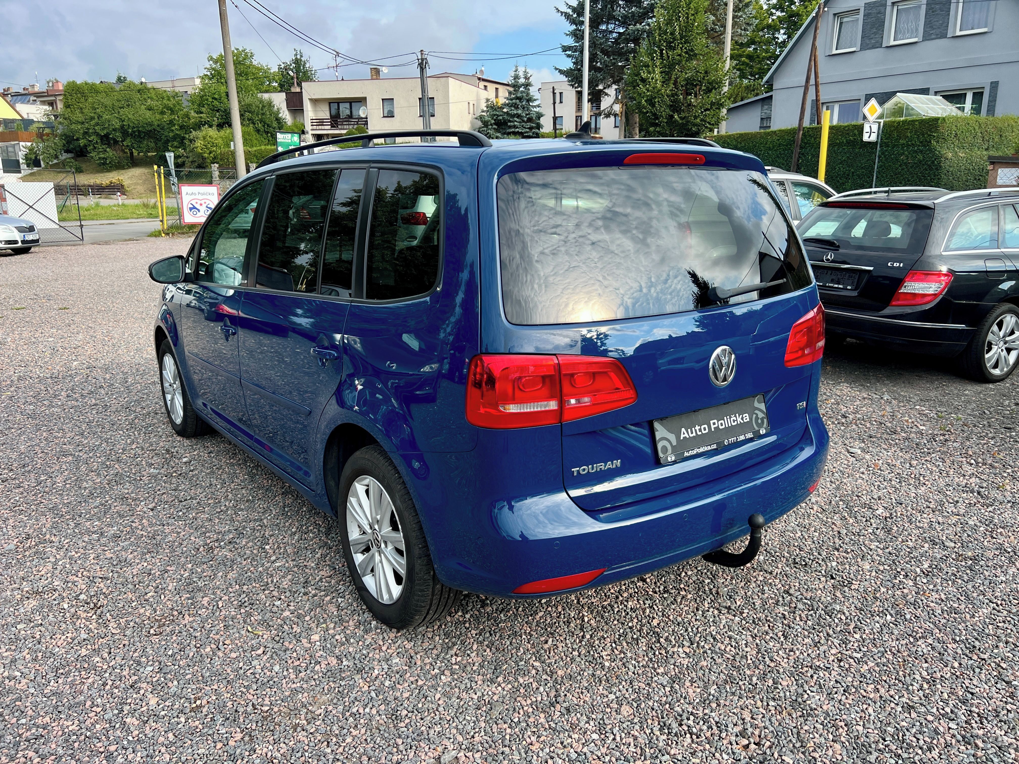 Volkswagen Touran, 1.4 TSI 103 kW DSG,Xenon,Navi - fotka 6