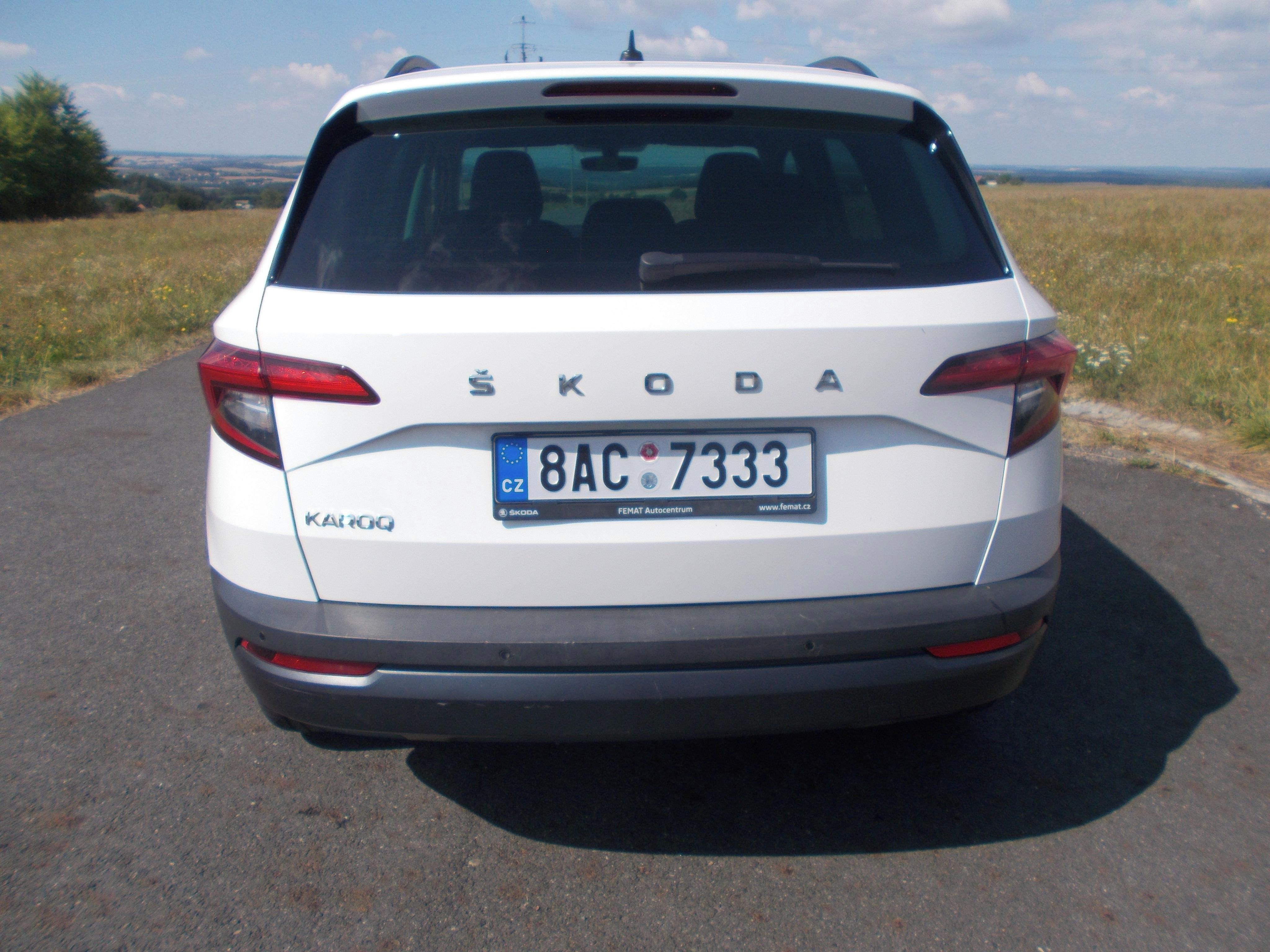 Škoda Karoq, 1,5 TSI 110 KW 1 maj koup ČR - fotka 4
