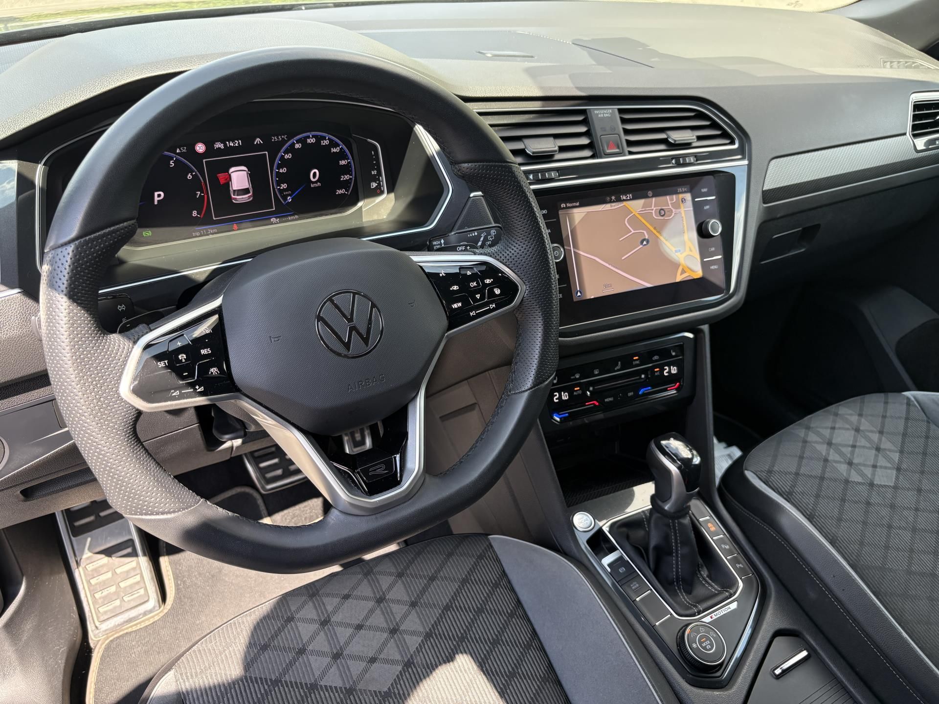 Volkswagen Tiguan, 2.0 TSI DSG 4MOTION R-LINE 140 - fotka 5