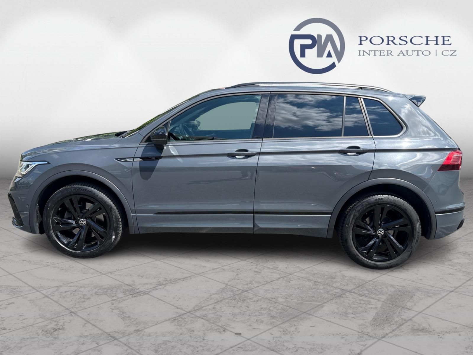 Volkswagen Tiguan, 2.0 TSI DSG 4MOTION R-LINE 140 - fotka 3