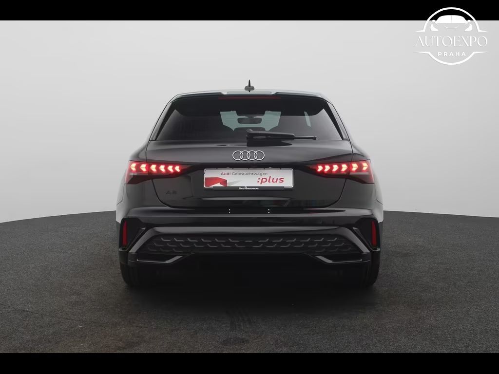 Audi A3, Sportback 35 TDI S line LED - fotka 6