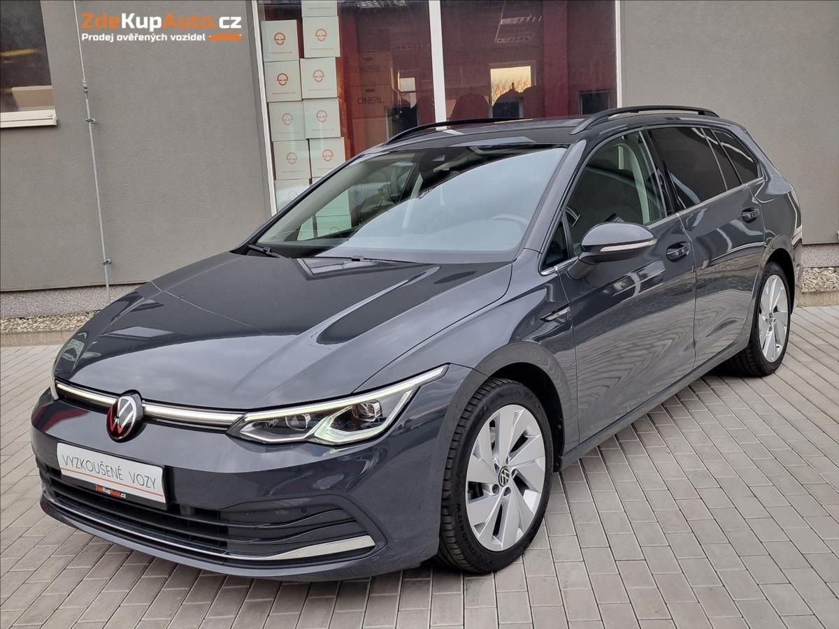 Volkswagen Golf, 2.0TDI 110kW DSG Style, 1.Maj