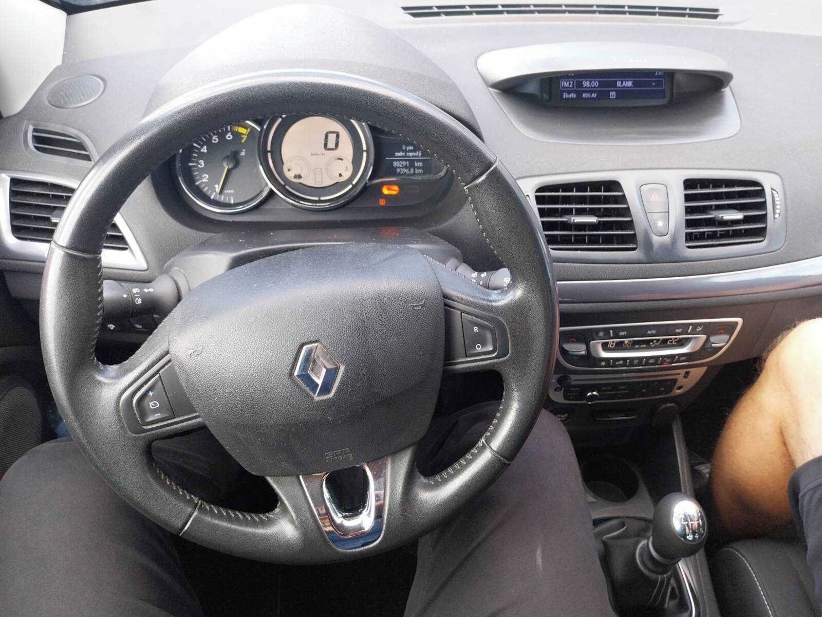 Renault Mégane, 1.6 16V, Automatická klima - fotka 3