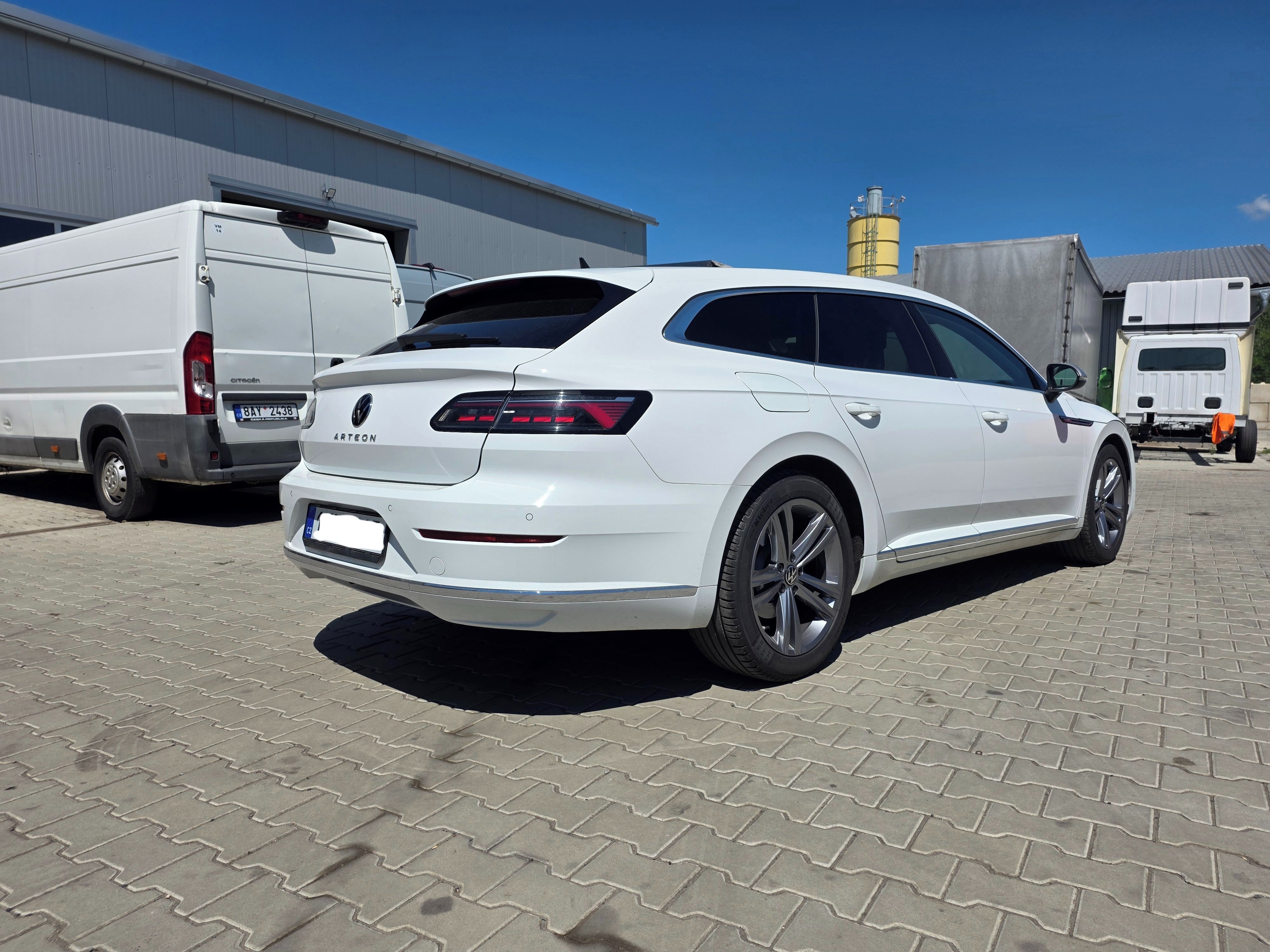Volkswagen Arteon, 2.0 TDI 110 kW 7DSG + TAŽNÉ - fotka 3