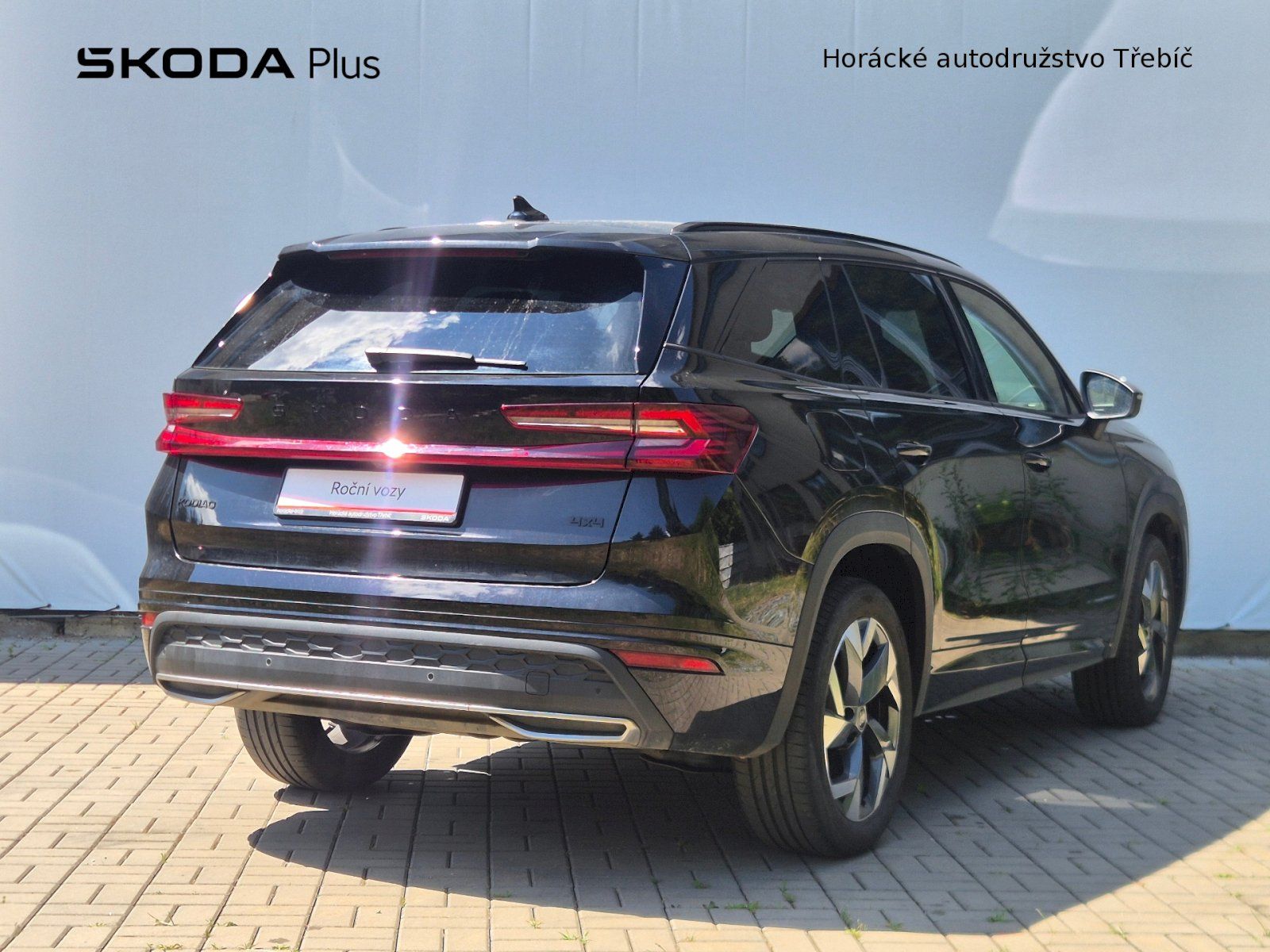 Škoda Kodiaq, 2.0TDI 142kW 4x4 DSG Sportline - fotka 2