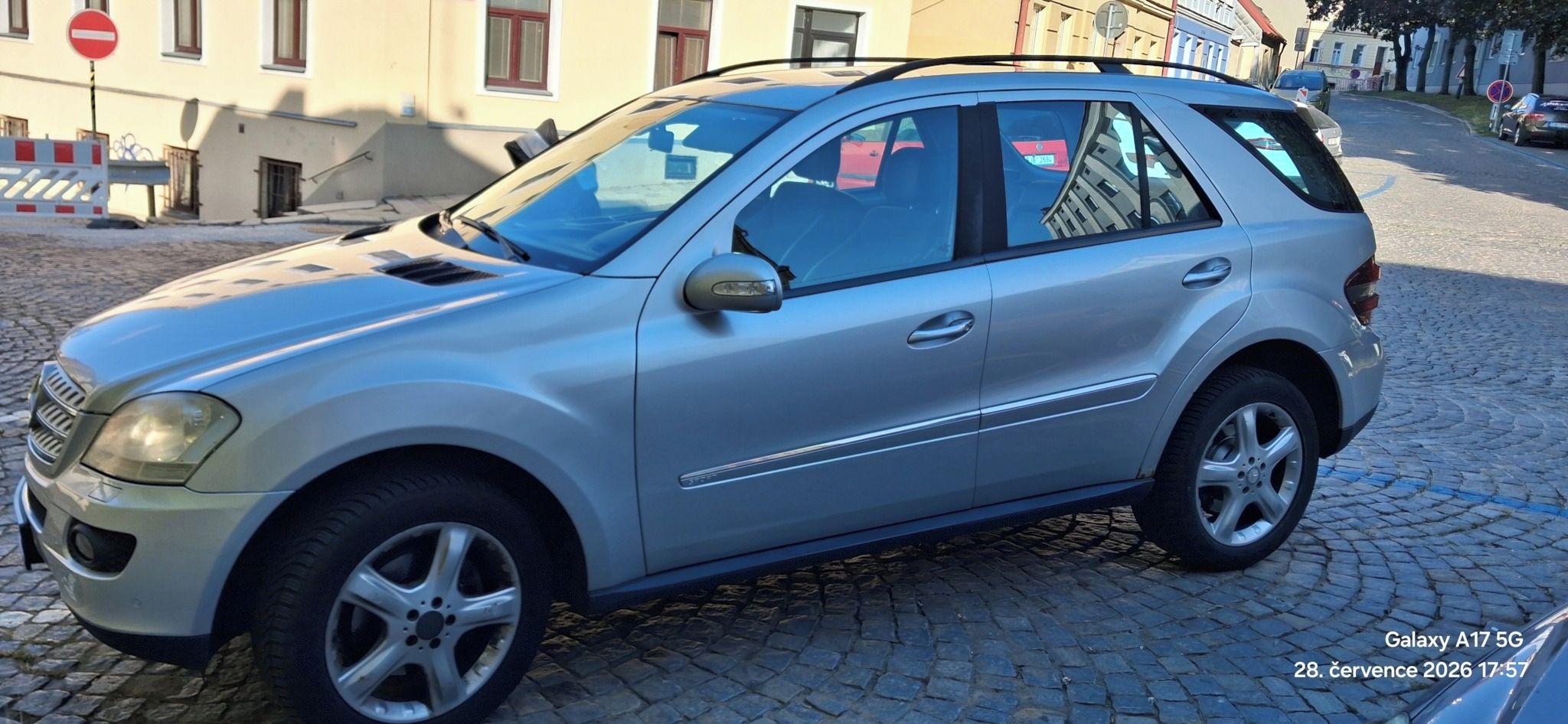 Mercedes-Benz ML, ML280CDi - servisováno v MB - fotka 2