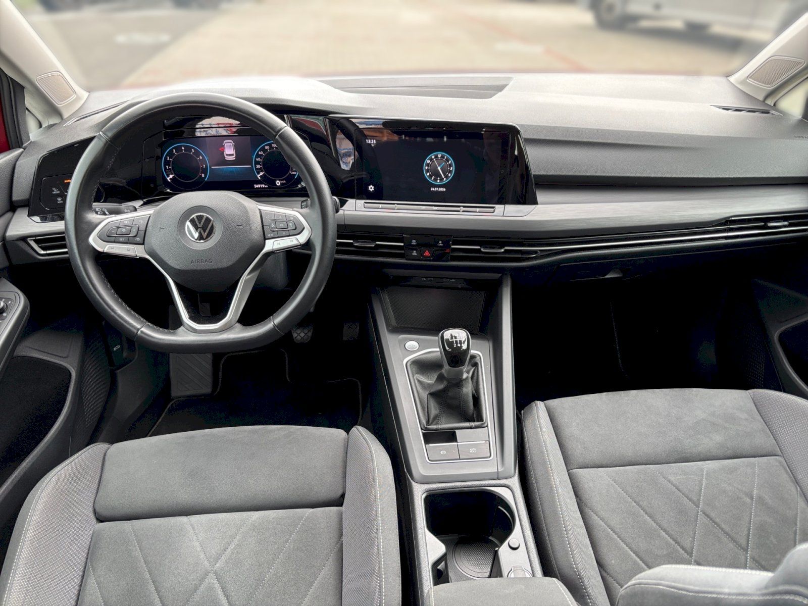 Volkswagen Golf, GOLF VARIANT STYLE 1,5 TSI 6G - fotka 5
