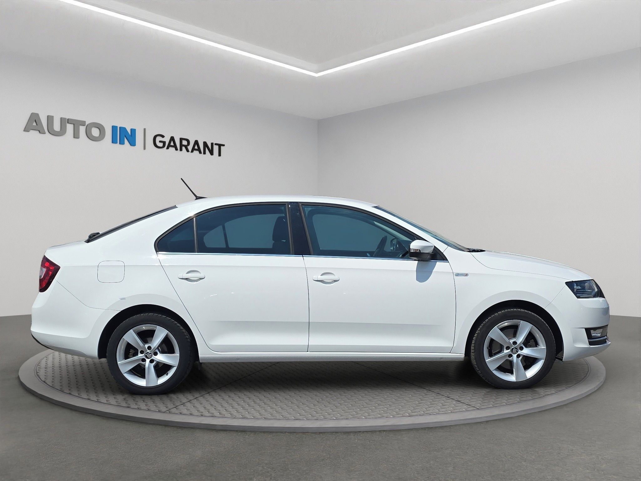 Škoda Rapid, Style 1.0 TSi 81kw, DPH, tažn - fotka 4