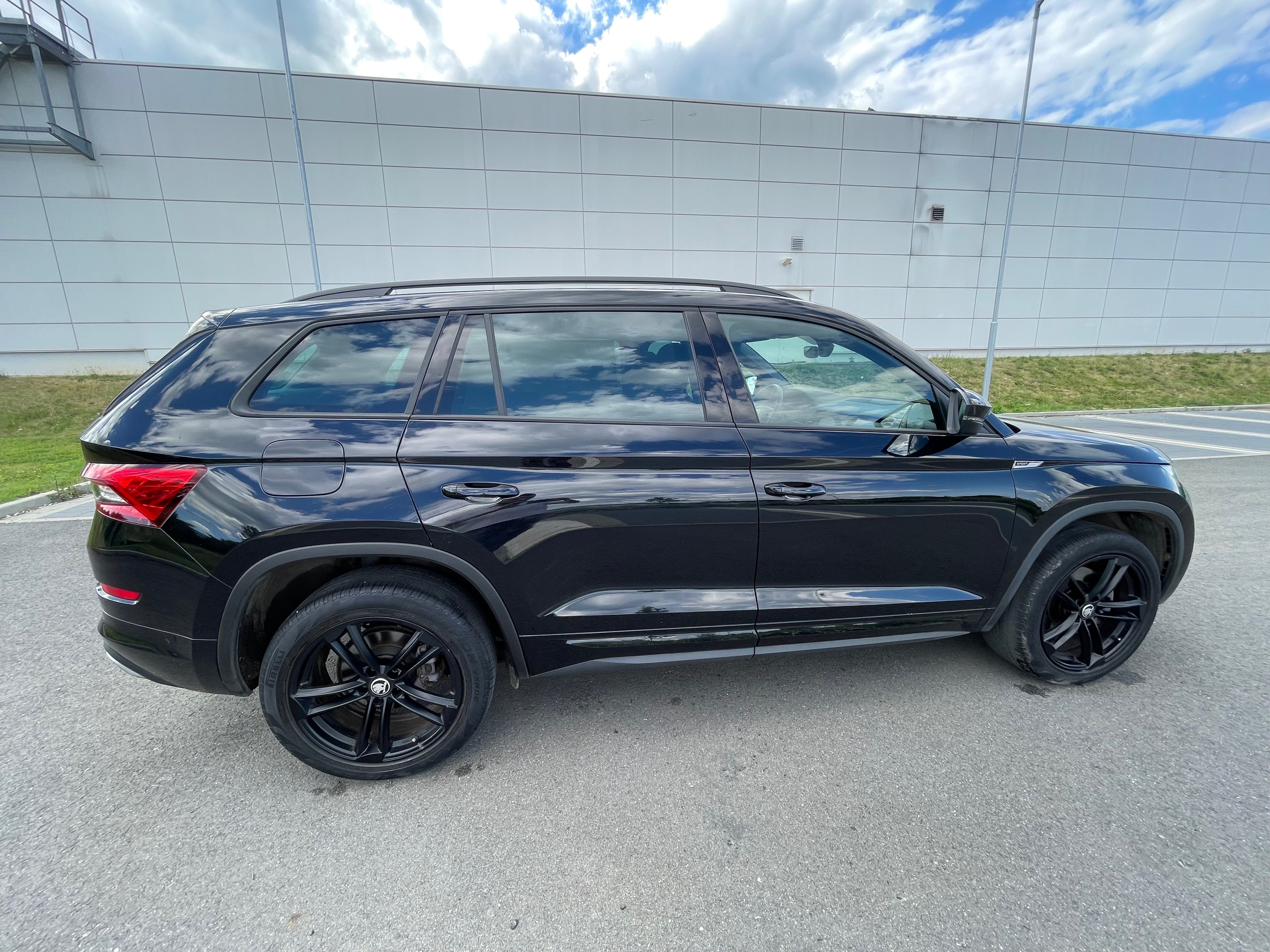 Škoda Kodiaq, Sportline 2.0 TDI - Pano, DCC - fotka 6