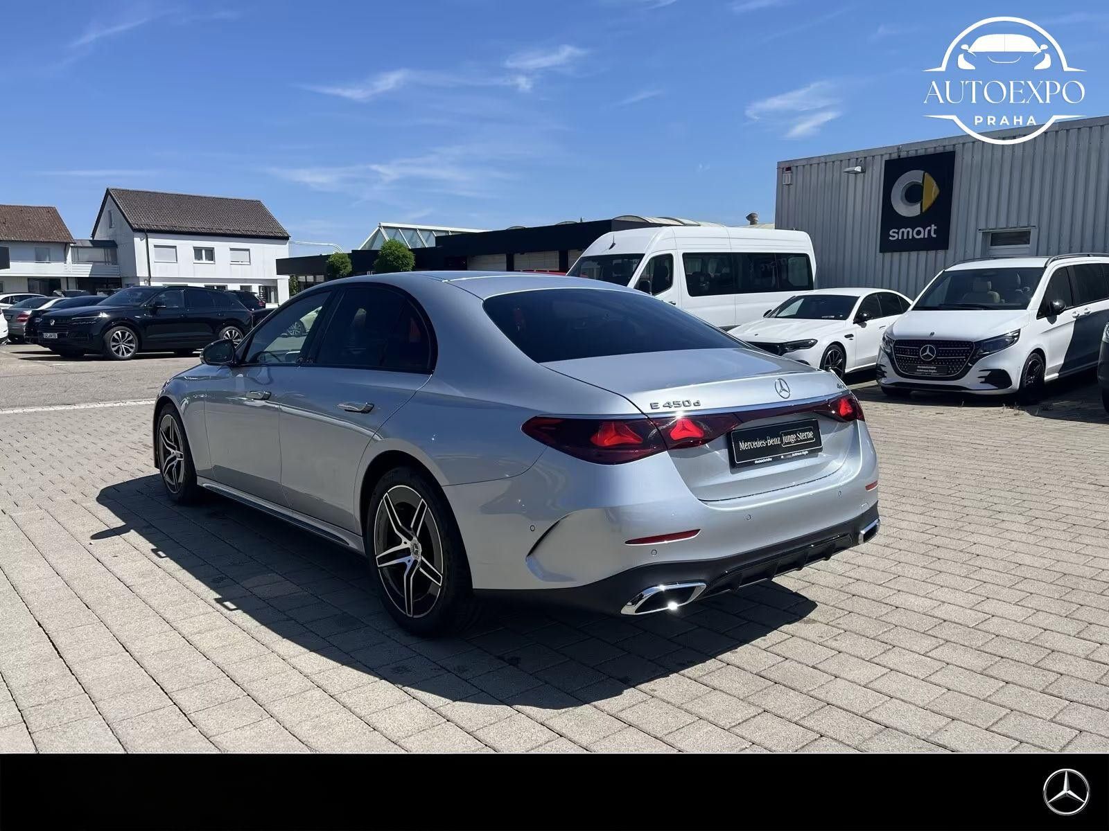Mercedes-Benz Třídy E, 450d 4M AMG Night - fotka 5