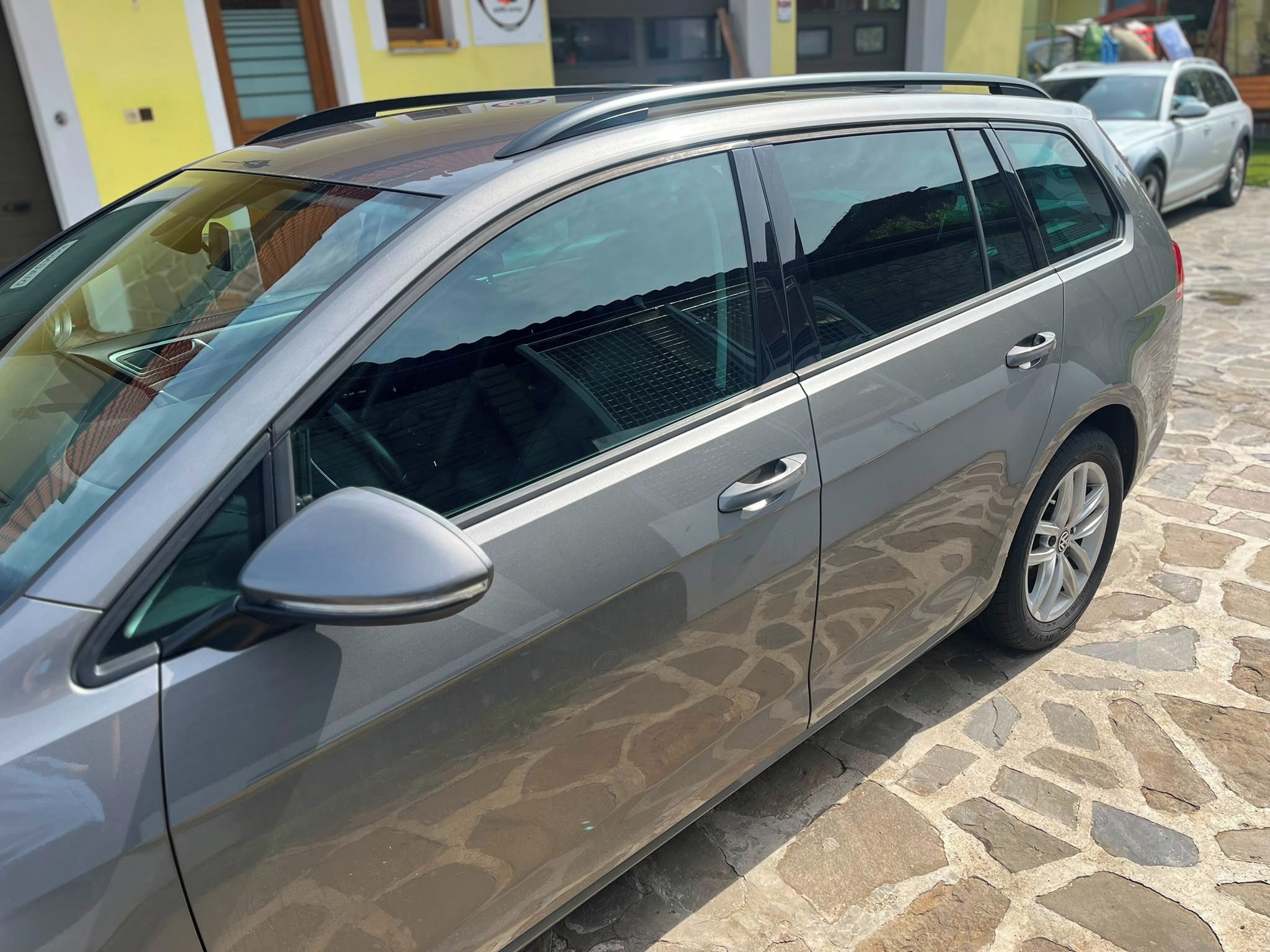 Volkswagen Golf, 1.6 TDI BlueMotion - fotka 3