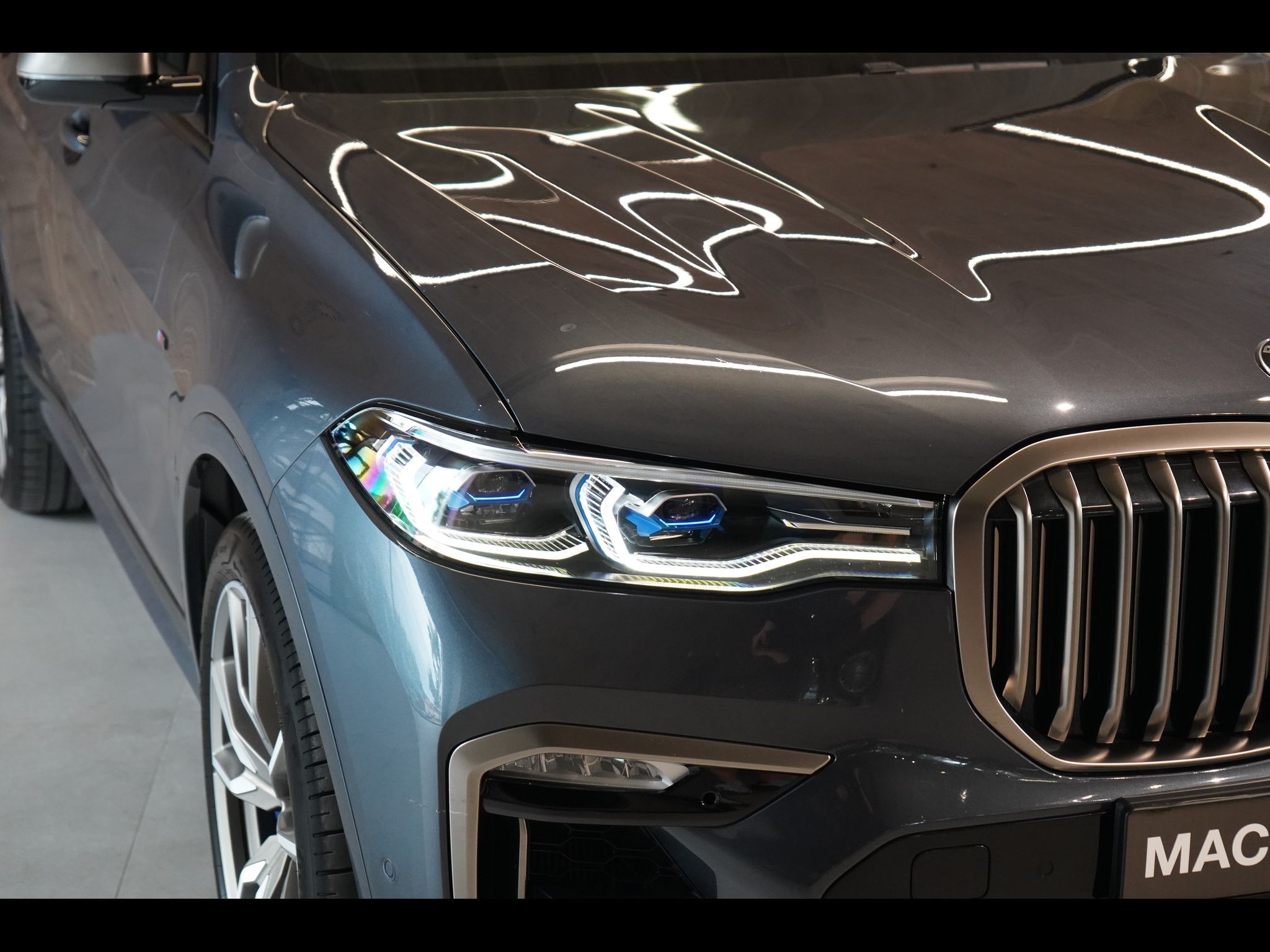 BMW X7, M50i xD, Executive Drive Pro - fotka 5