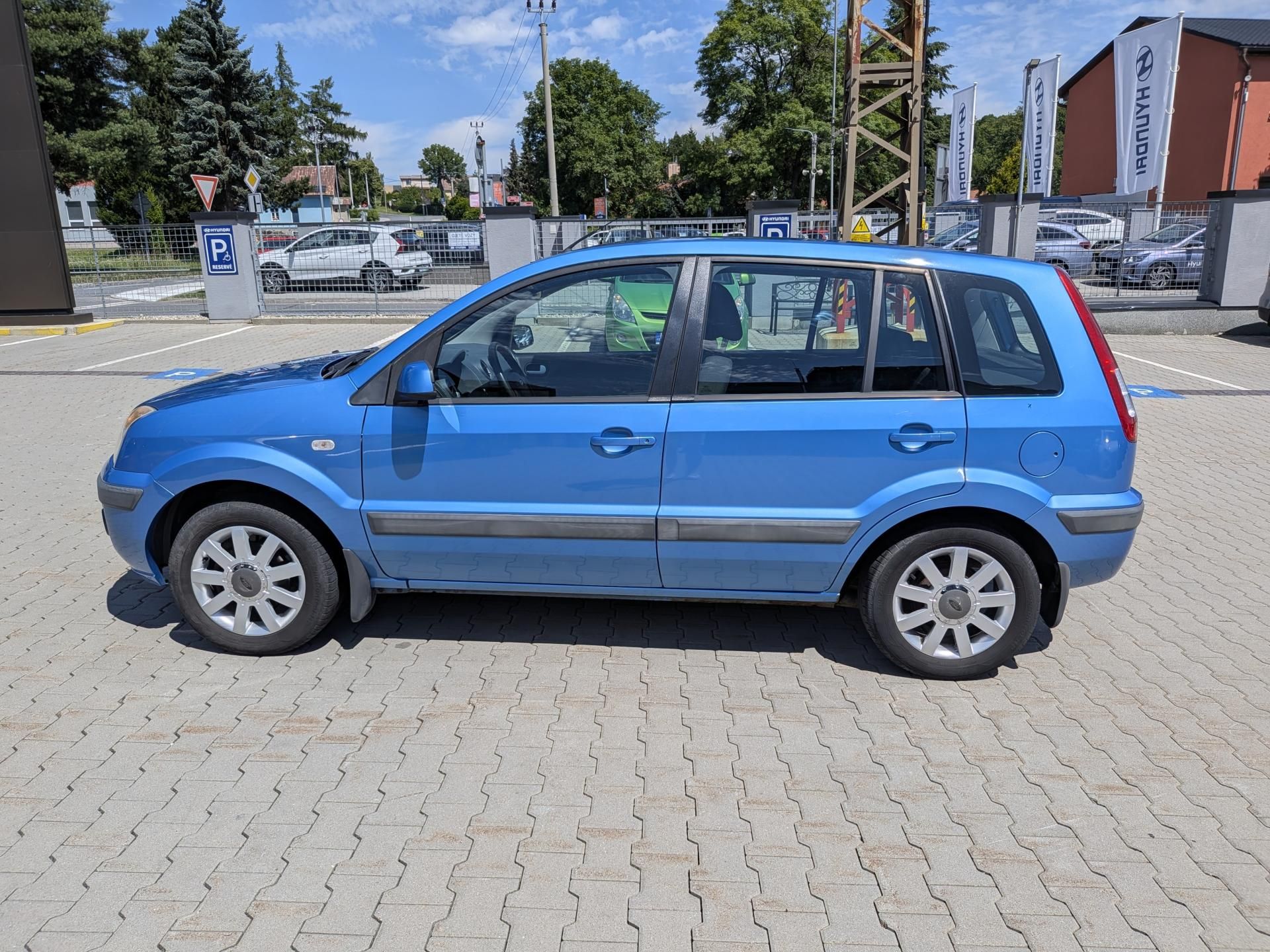 Ford Fusion, 1,4 59kW,KLIMA,TAŽNÉ ZAŘÍZENÍ - fotka 4