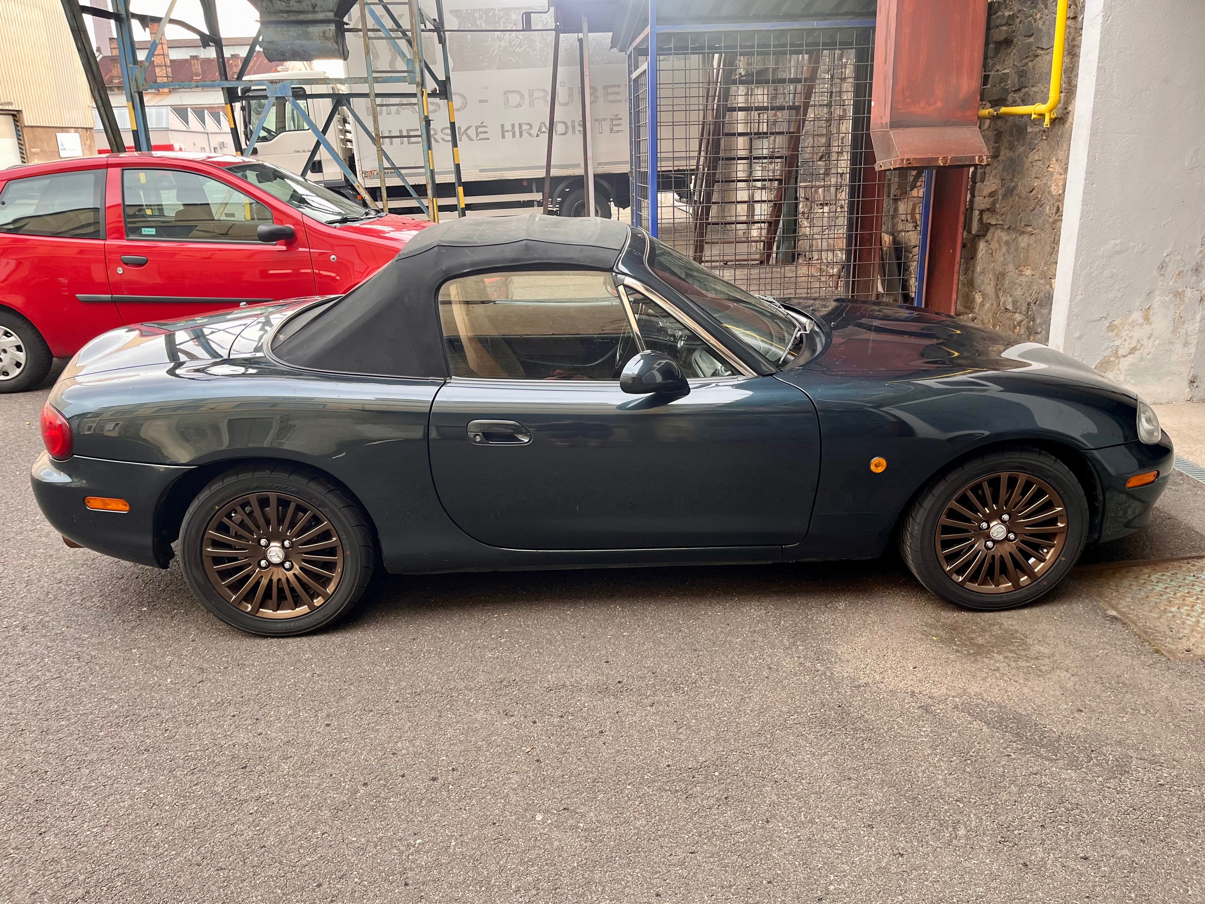 Mazda MX-5, Mazda MX-5 1.8 NBfl - fotka 4