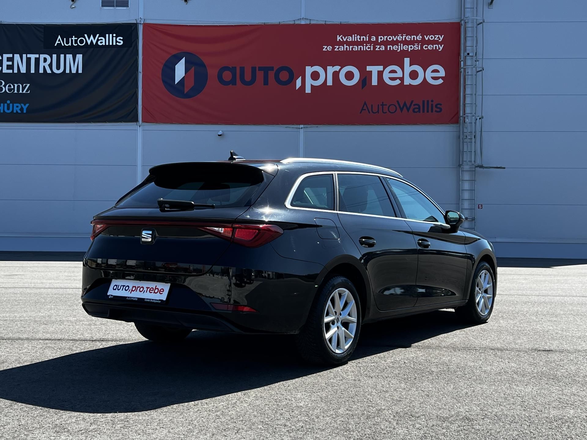 Seat Leon, 2.0TDI DSG Style Kůže DPH 1Maj - fotka 4