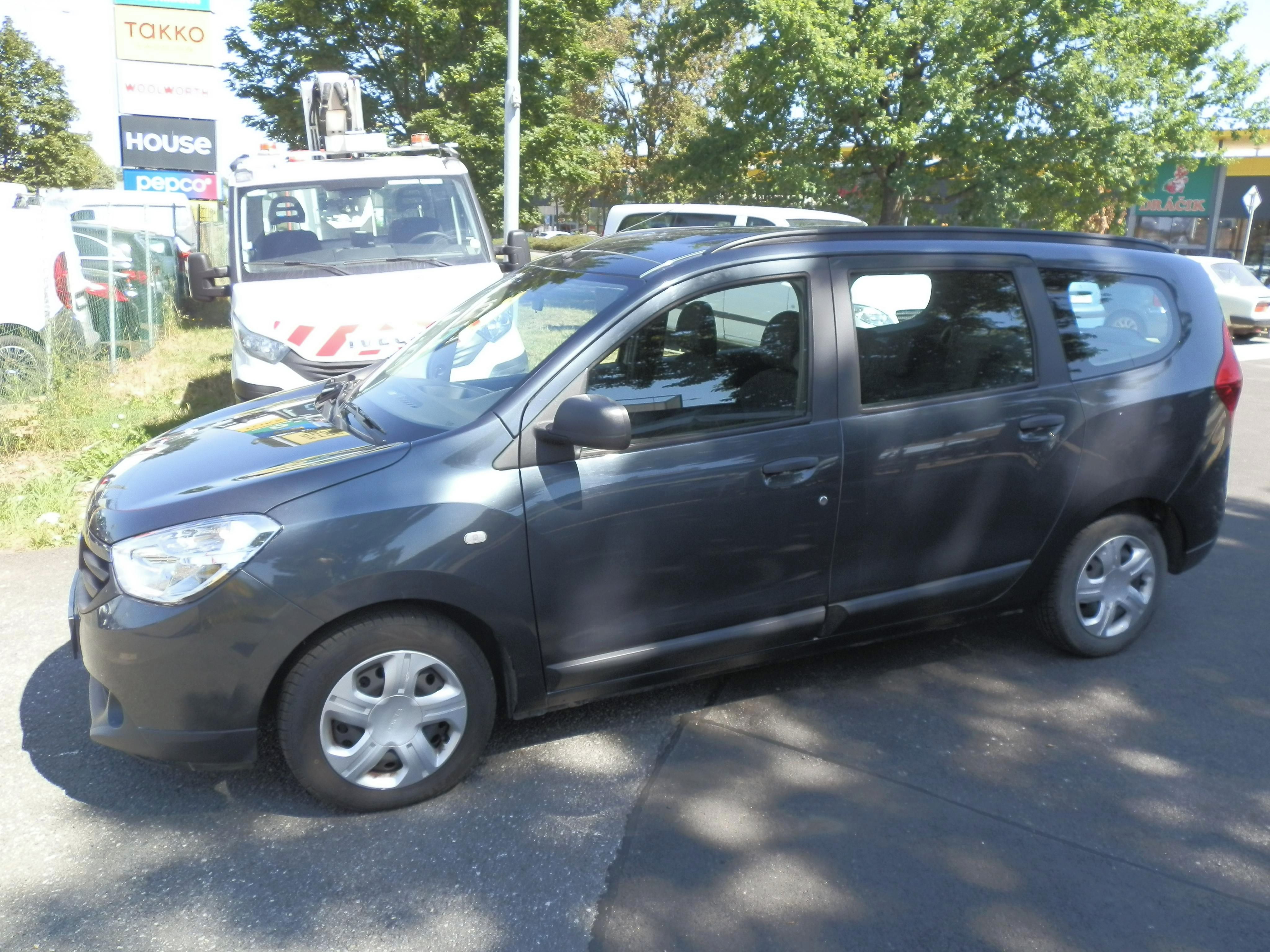Dacia Lodgy, 1.6 Ambiance - fotka 2