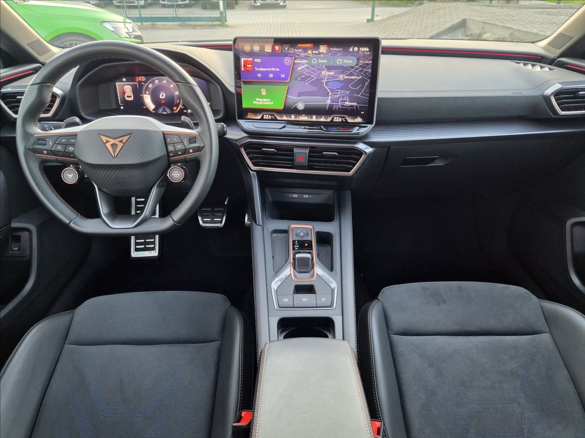 Cupra Leon, 2,0 TSi VZ333 *MATRIX*KAMERA* - fotka 6