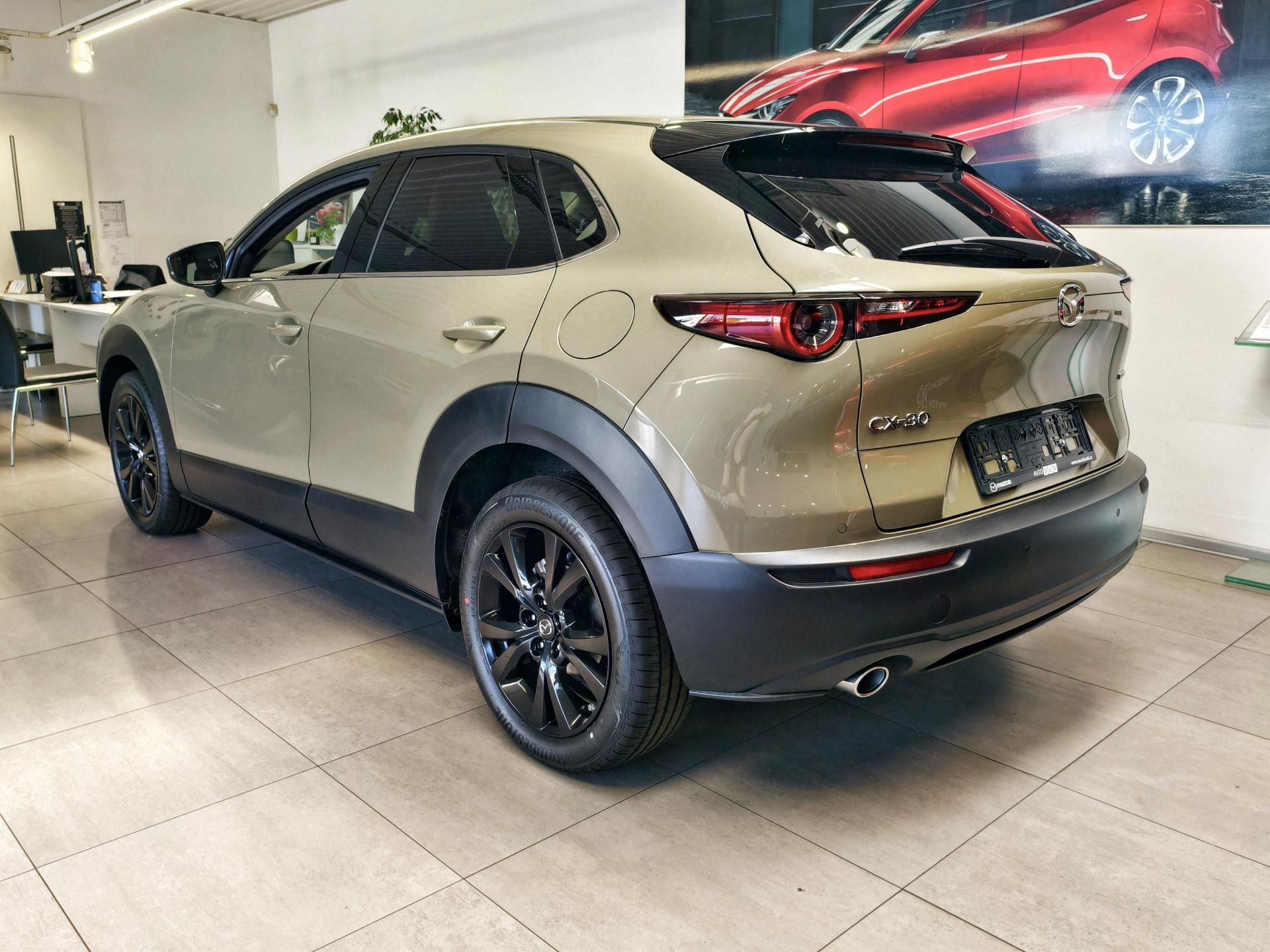 Mazda CX-30, 2.5i A/T. NAGISA edice - fotka 3
