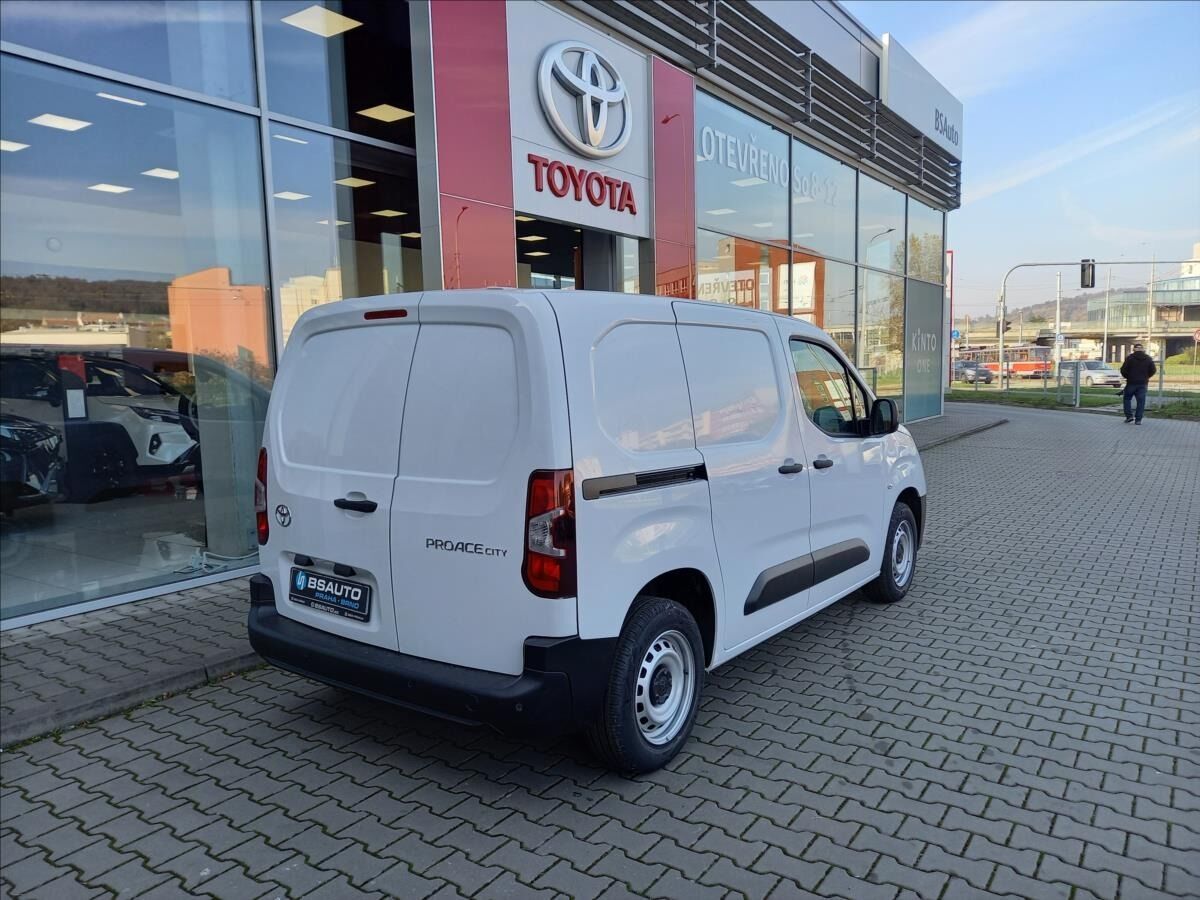 Toyota Proace City, 1,5 L1 Active Multimedia  1,5D - fotka 4