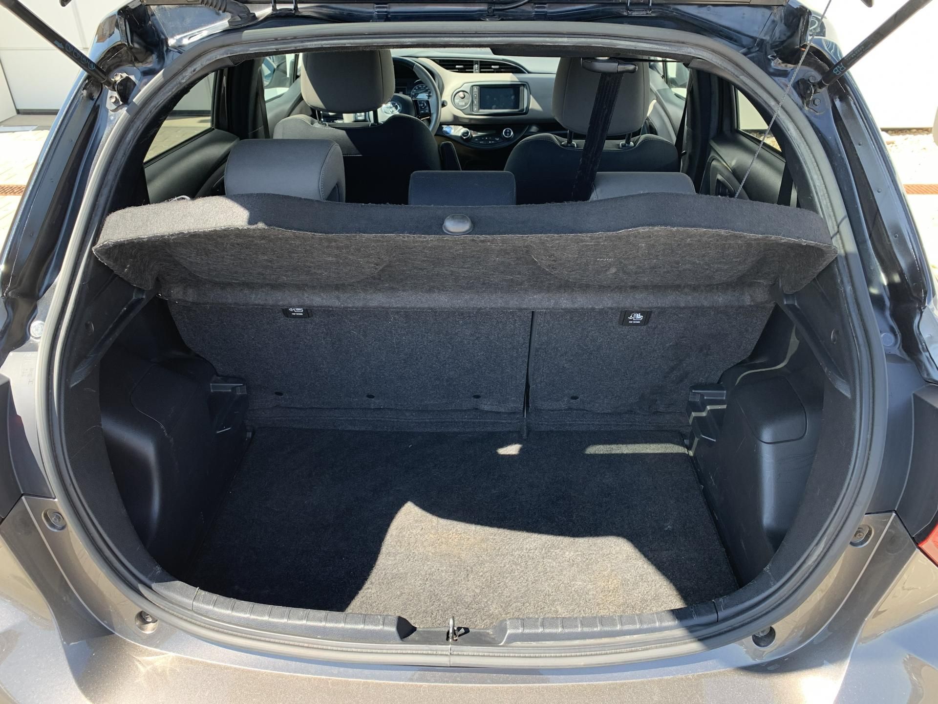 Toyota Yaris, YARIS SELECTION 1,5 HYBRID AT - fotka 5