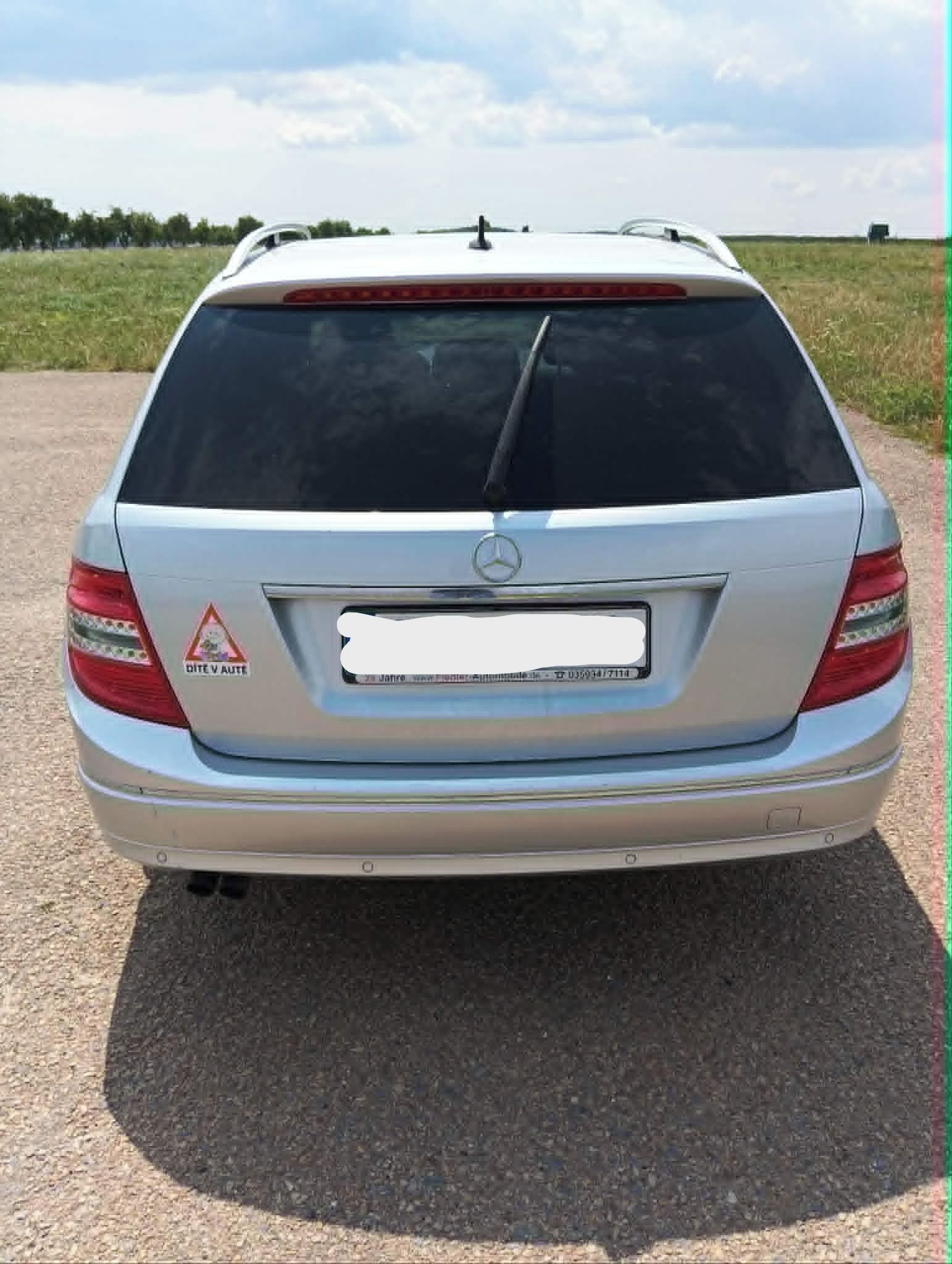 Mercedes-Benz Třídy C, Mercedes-Benz C 200 CDI 100 kW - fotka 4