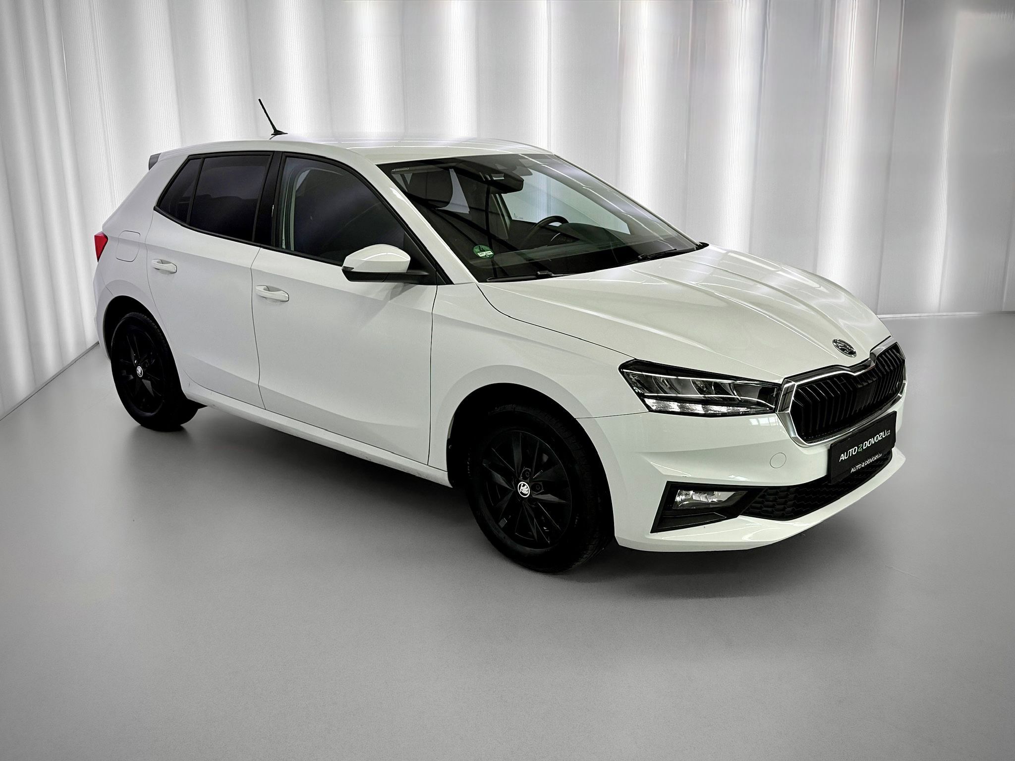 Škoda Fabia, 1.0 TSI AMBITION PLUS, LANE, F - fotka 4