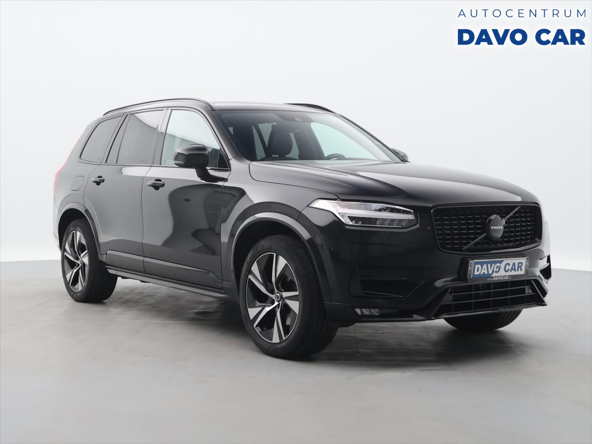 Volvo XC90, 2.0 B6 220kW R-Design CZ Aut.