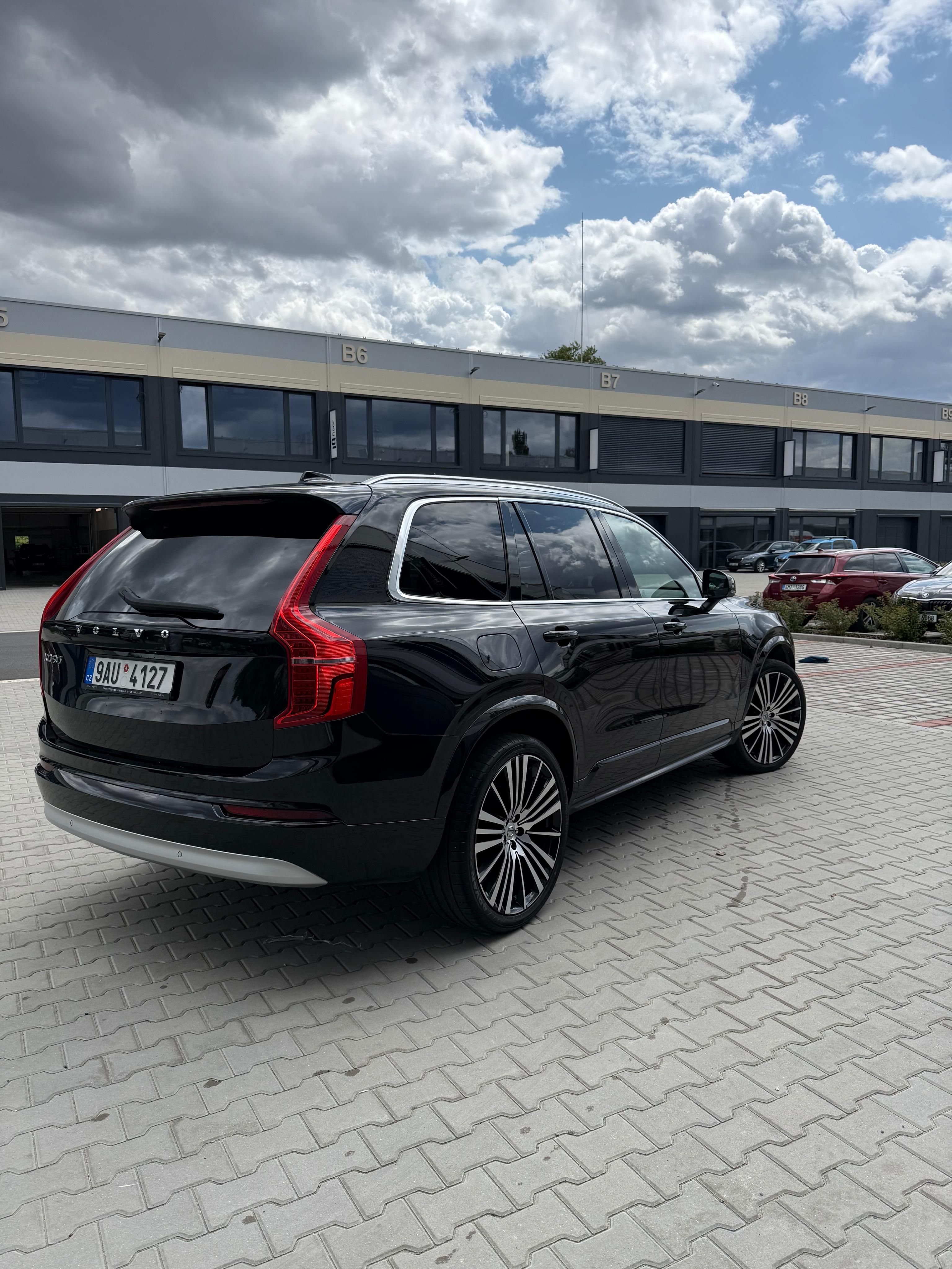 Volvo XC90 - fotka 5