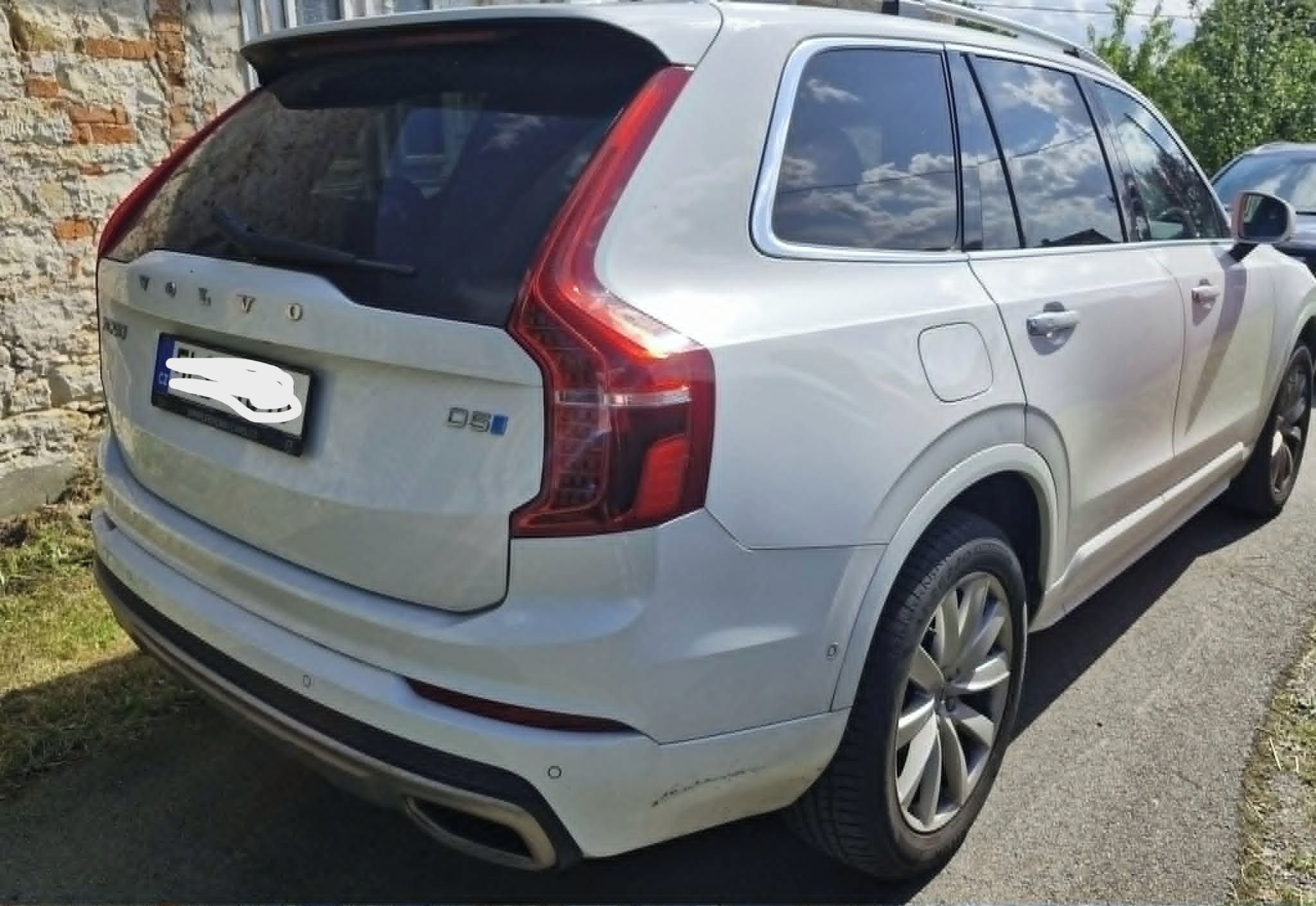 Volvo XC90 - fotka 3