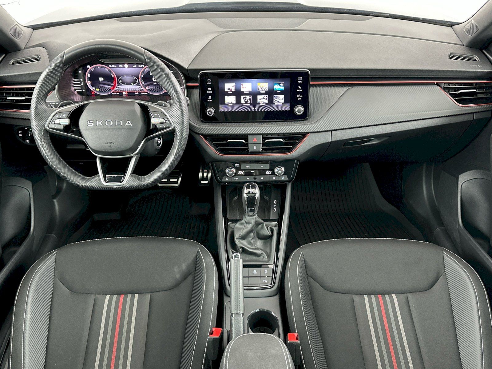 Škoda Kamiq, DSG 1.0TSI 85kW Monte Carlo - fotka 5