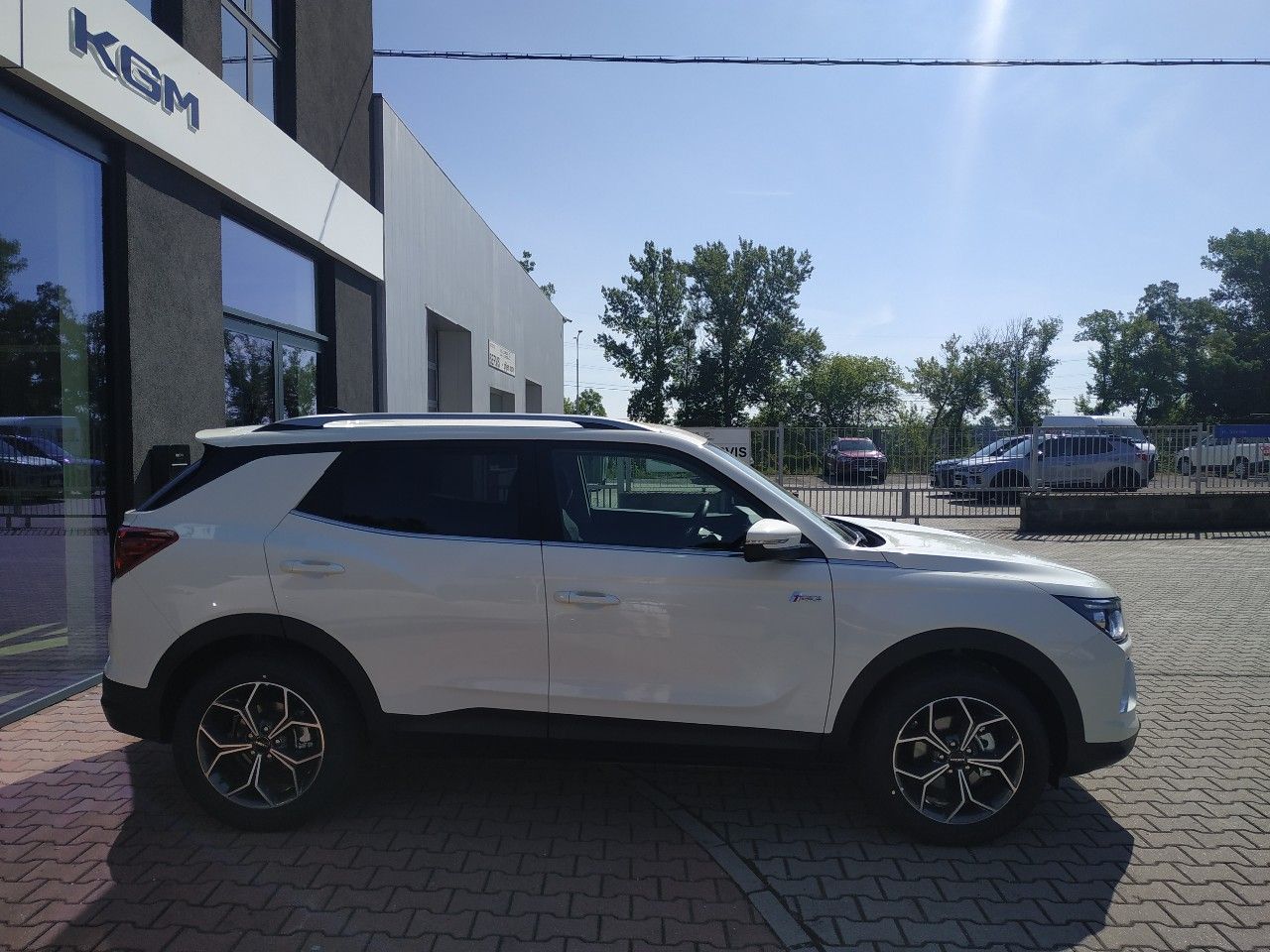 KGM Korando, 1.5T, Style+2WD,AT,SKLADEM - fotka 4
