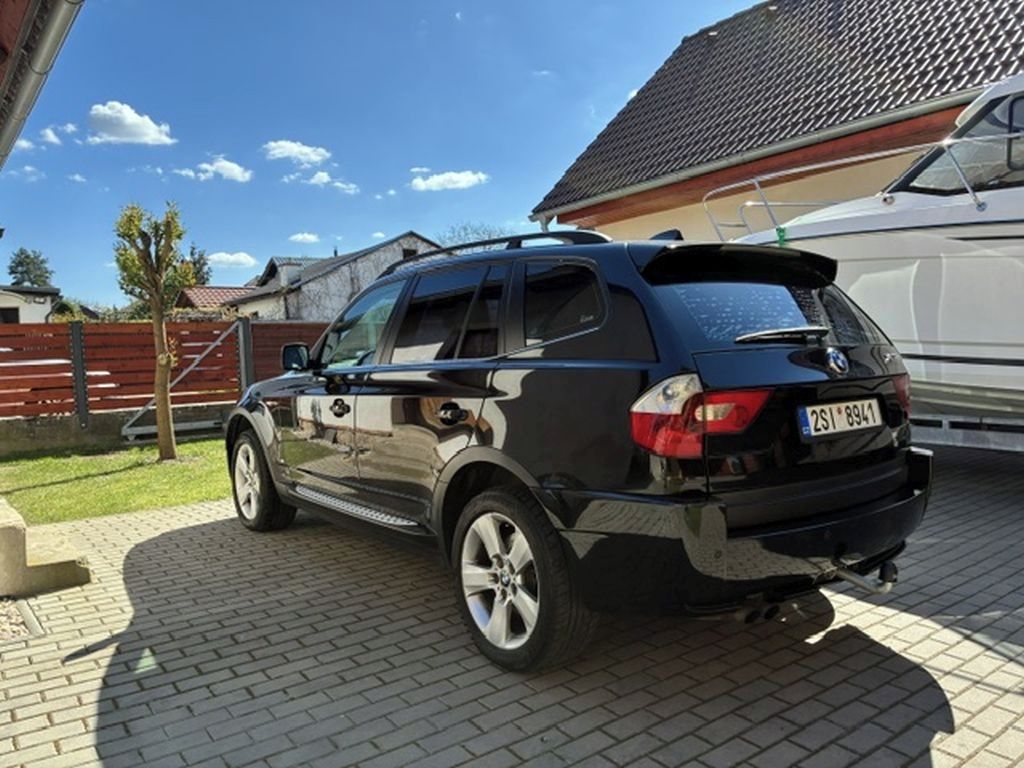 BMW X3, X-Drive 2.5i 141 kW - fotka 6