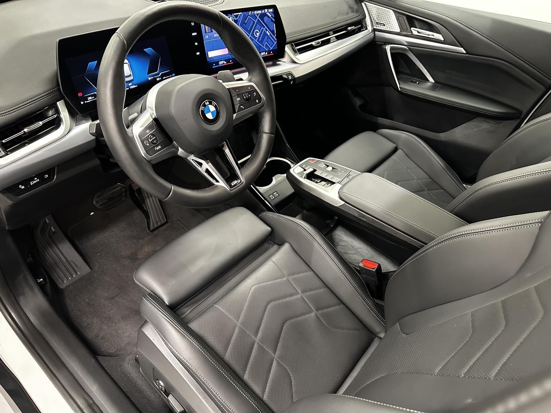 BMW X1, xDrive 30e - fotka 6
