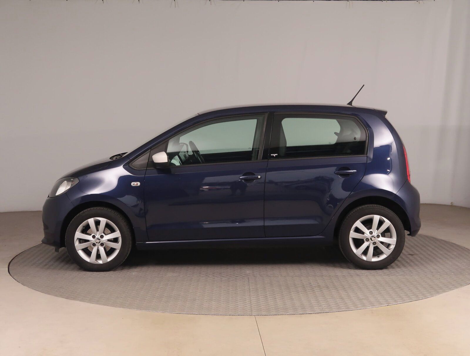Škoda Citigo, 1.0 MPI, Klima, El. okna - fotka 3