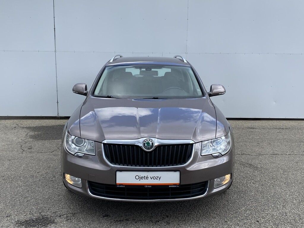 Škoda Superb, Combi 2.0 TDI 103 kW Ambition - fotka 5