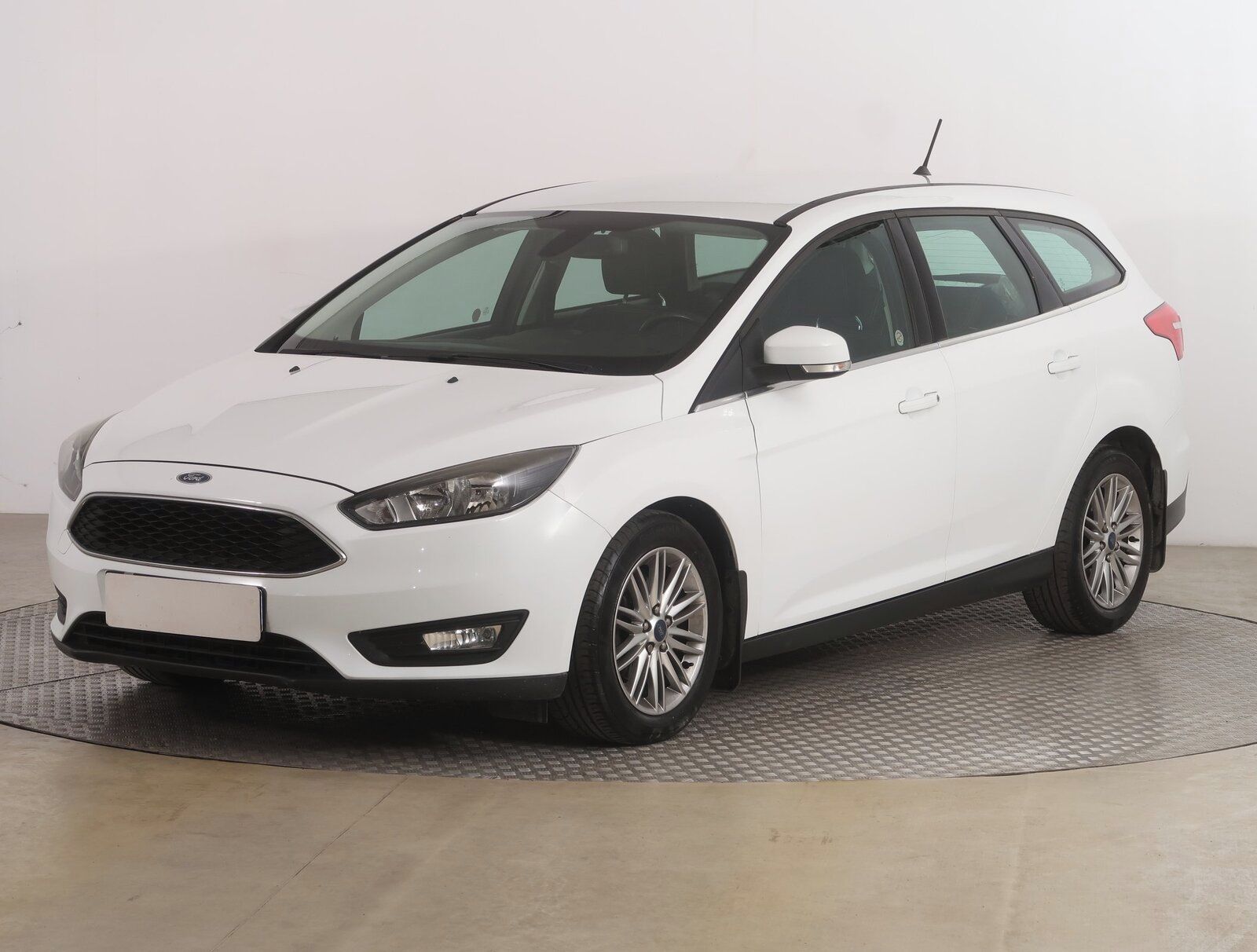 Ford Focus, 1.0 EcoBoost - fotka 2