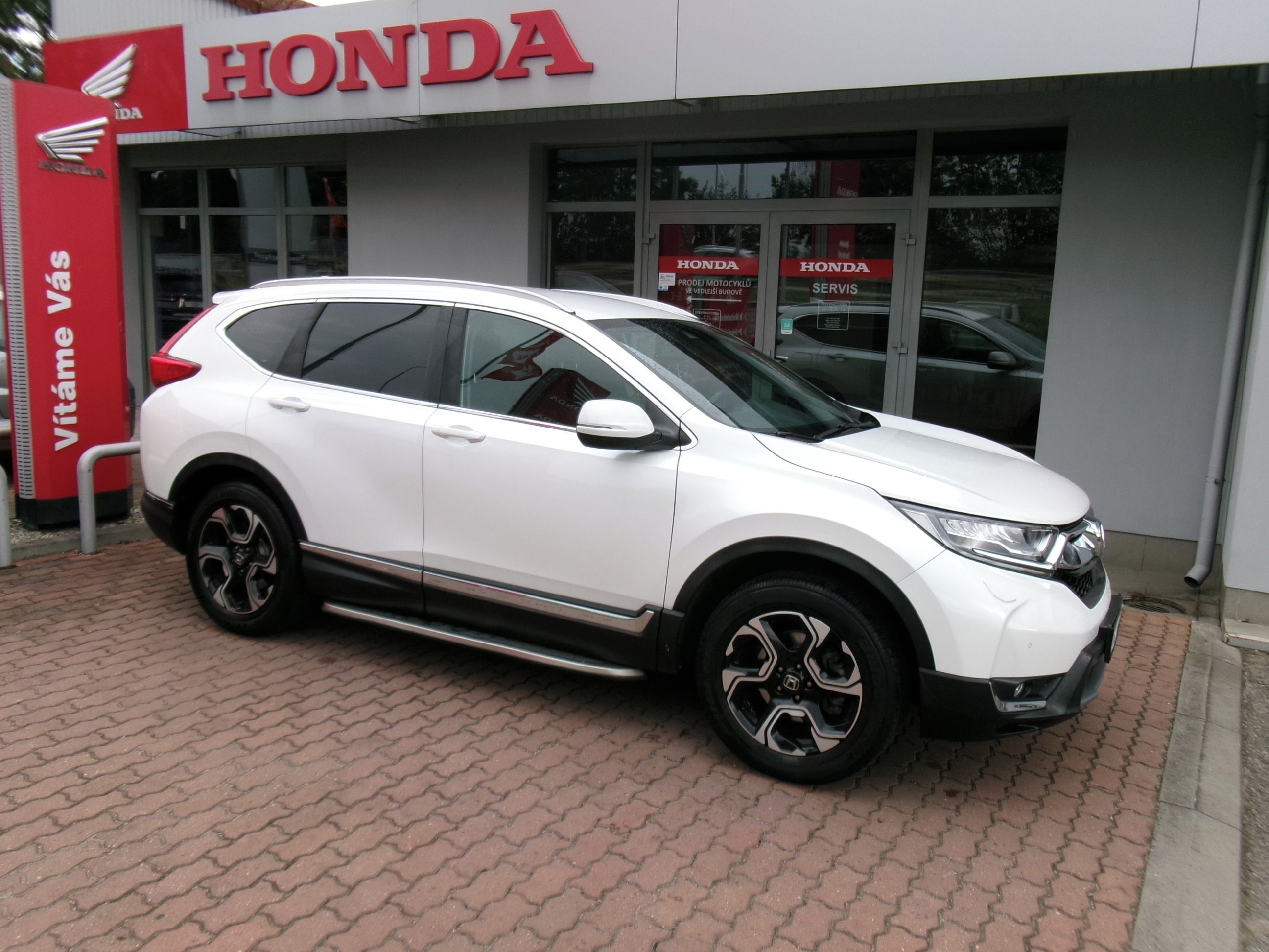 Honda CR-V, 172PS MT 4x4 ELEGANCE, ČR, 1.M - fotka 4