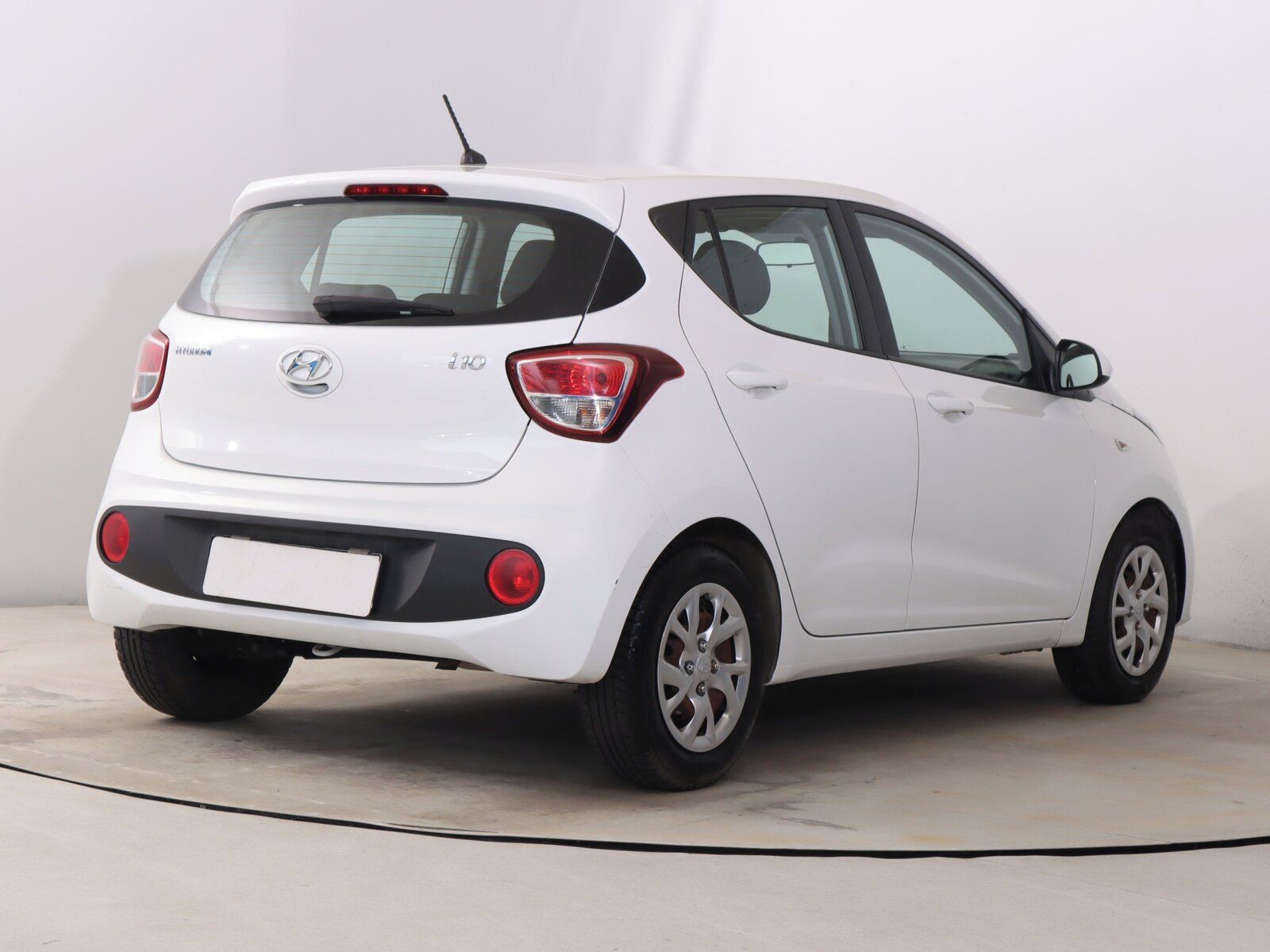 Hyundai i10, 1.0, Serv.kniha, Klima - fotka 5