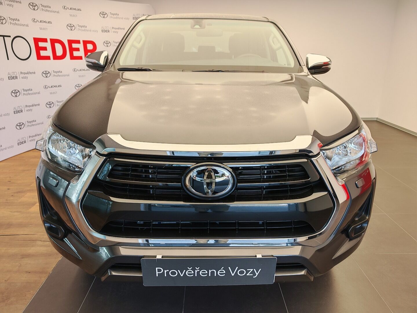 Toyota Hilux, 2.8 D-4D Double Cab 4x4 Active - fotka 2