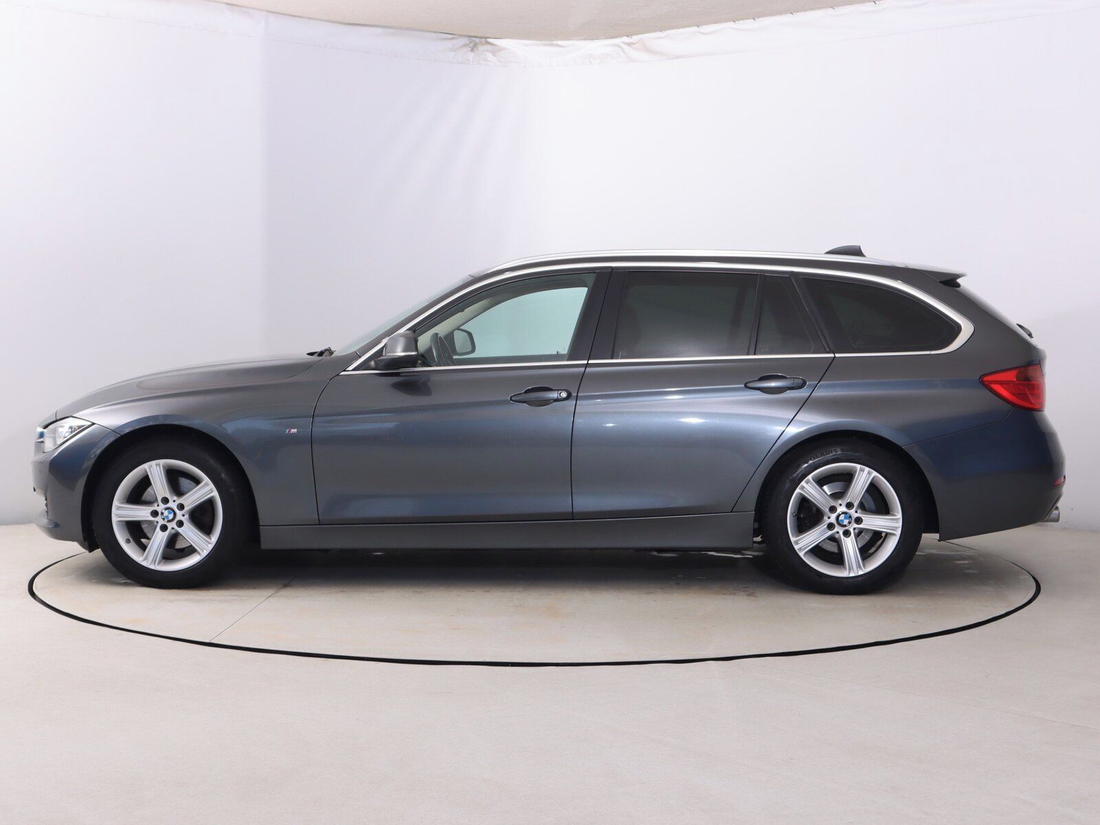 BMW Řada 3, 320 d xDrive, 4X4, Automat - fotka 3