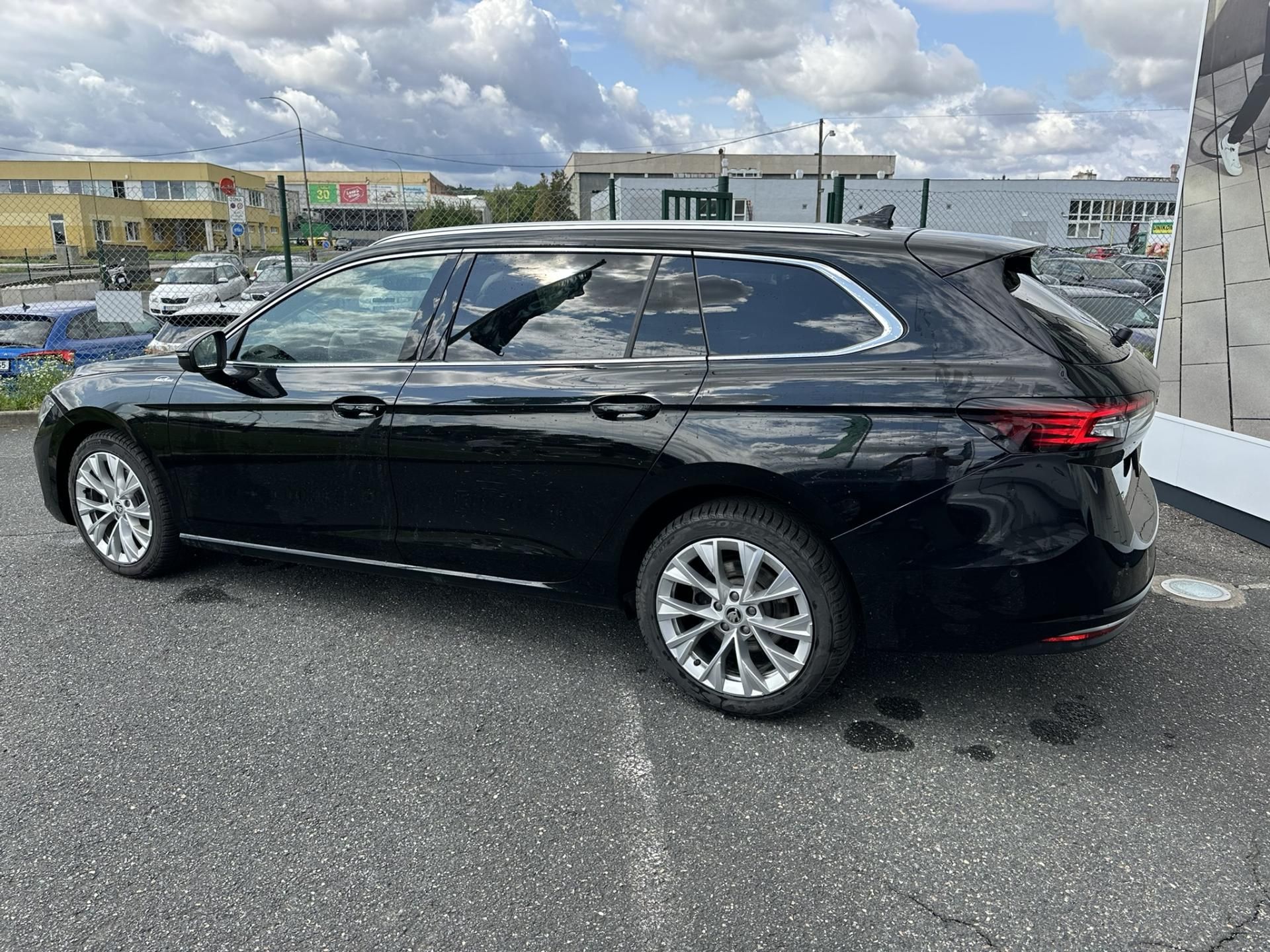 Škoda Superb, Laurin a Klement - fotka 4