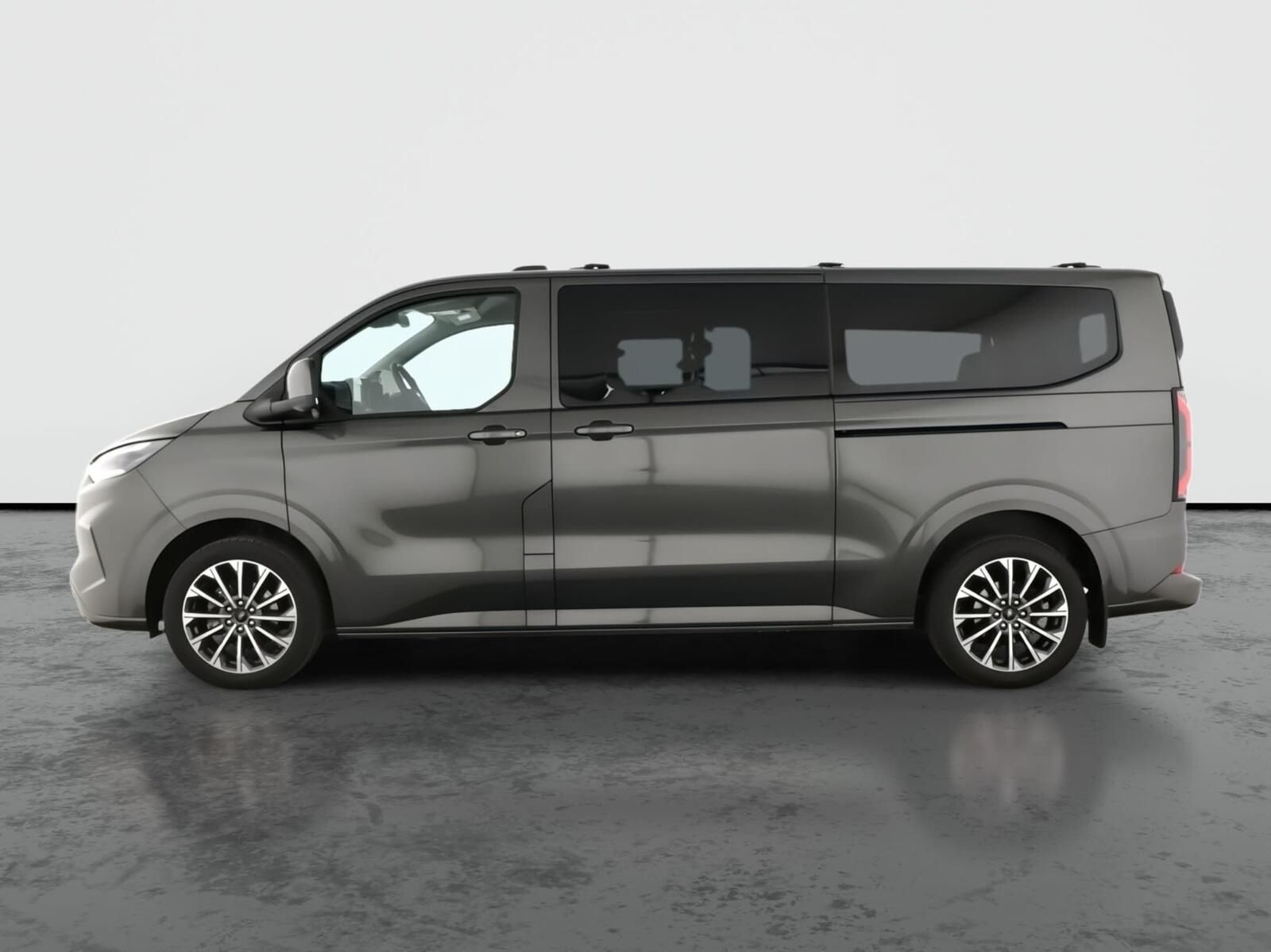 Ford Tourneo Custom, 2.0 EcoBlue, Titanium, 1Maj - fotka 2