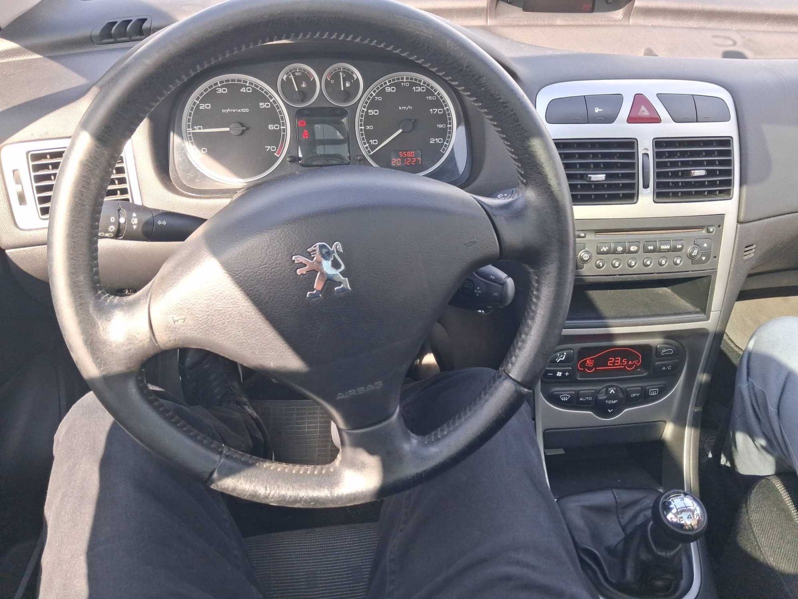 Peugeot 307, 1.6 16V, 7 míst, po STK, Klima - fotka 3
