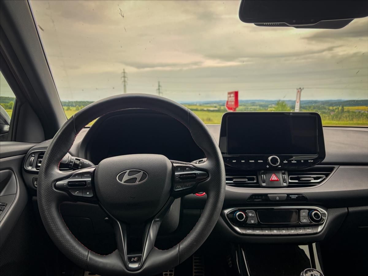 Hyundai i30, 1,5   GO Czech N LINE! - fotka 5