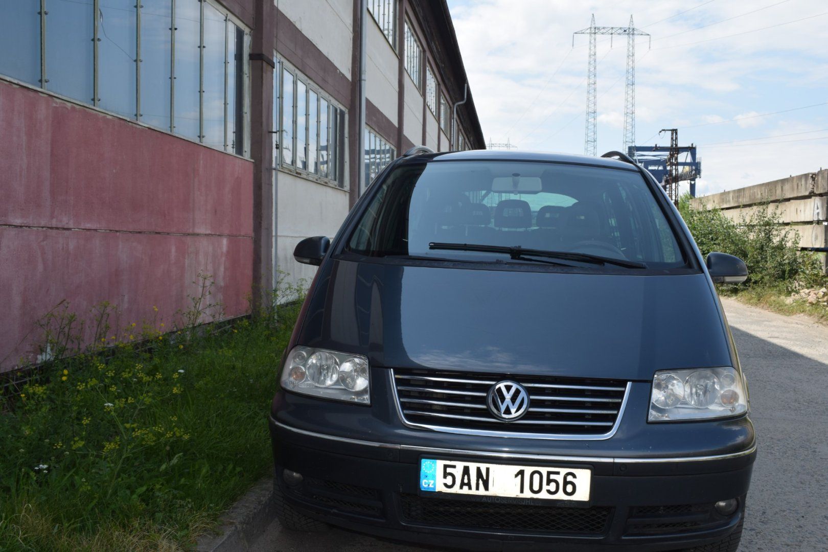 Volkswagen Sharan, 7MÍST, VÝBAVA - fotka 2