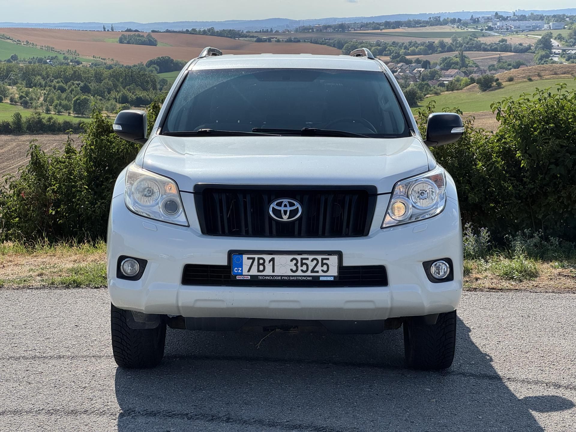 Toyota Land Cruiser, 3.0 D-4D 127 kW AUT Tažné - fotka 6